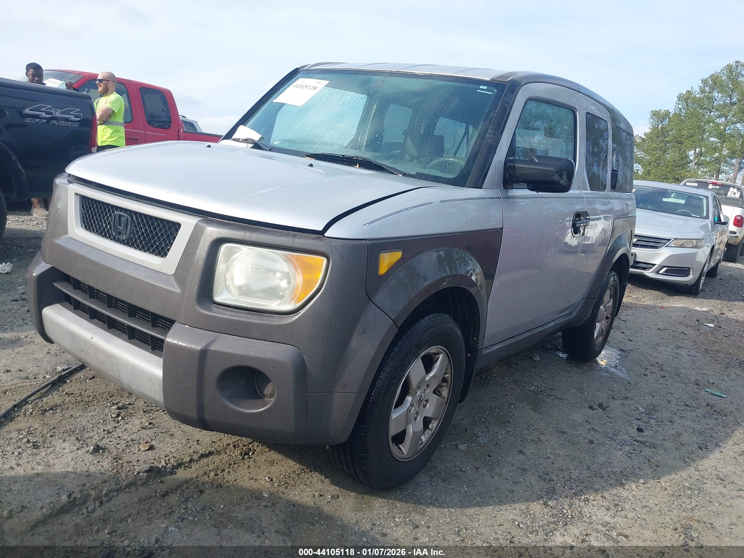 HONDA ELEMENT image 2