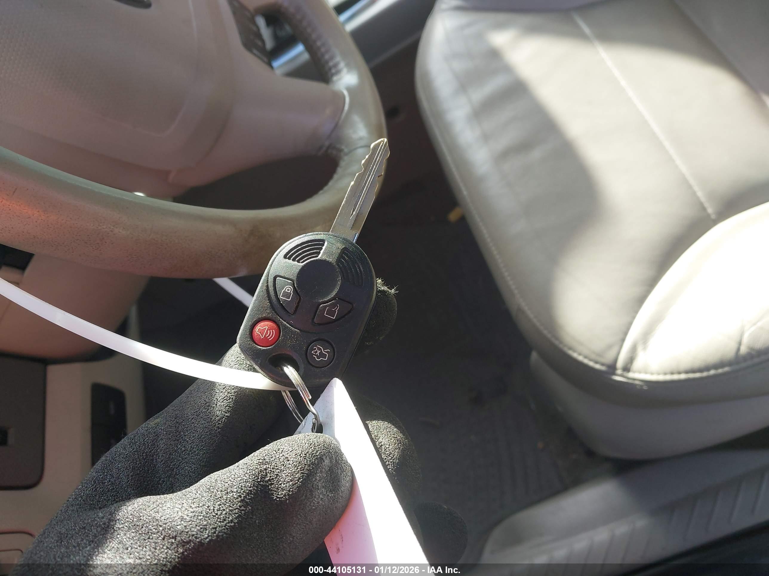 FORD ESCAPE image 11