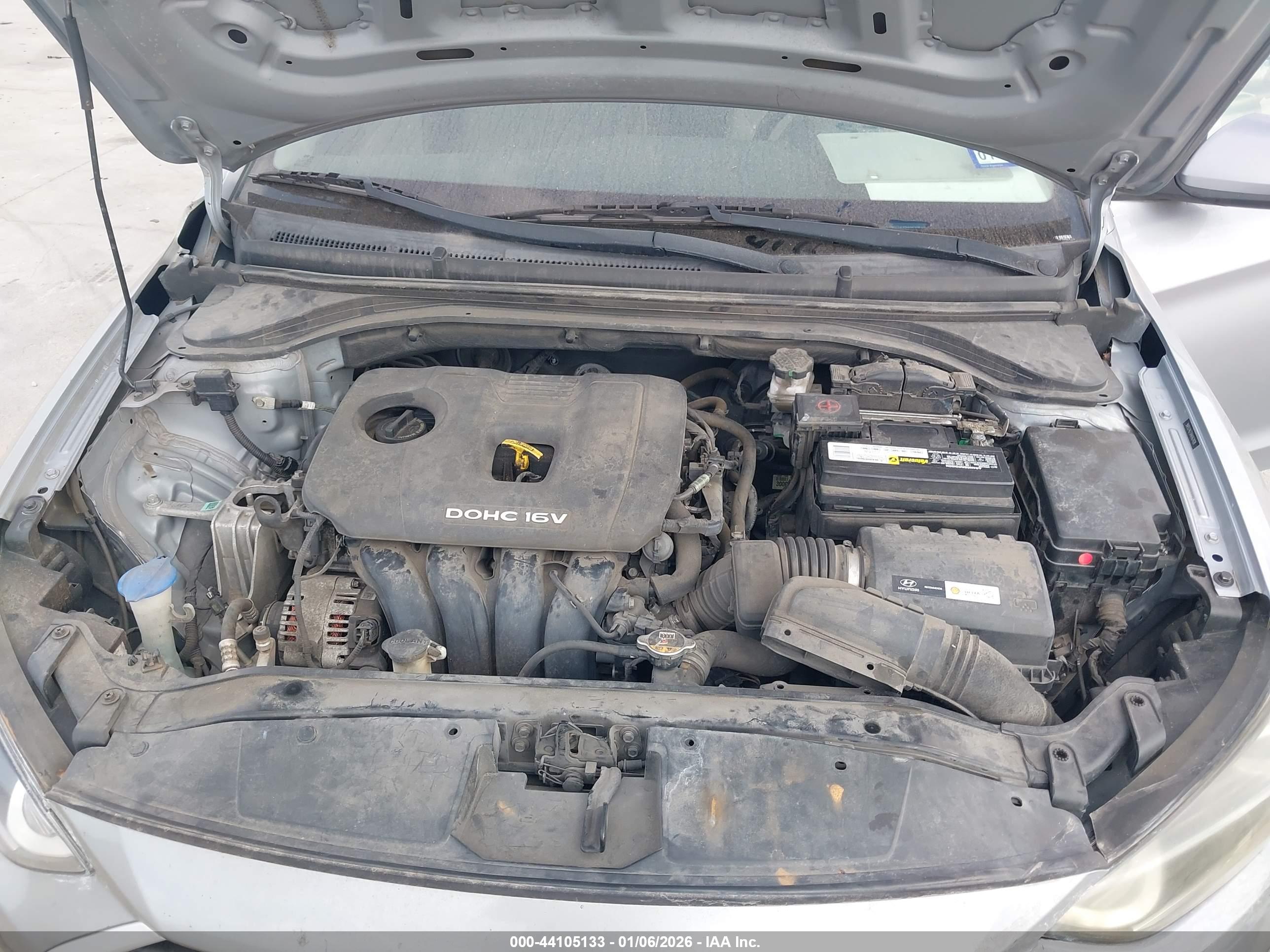 HYUNDAI ELANTRA image 10