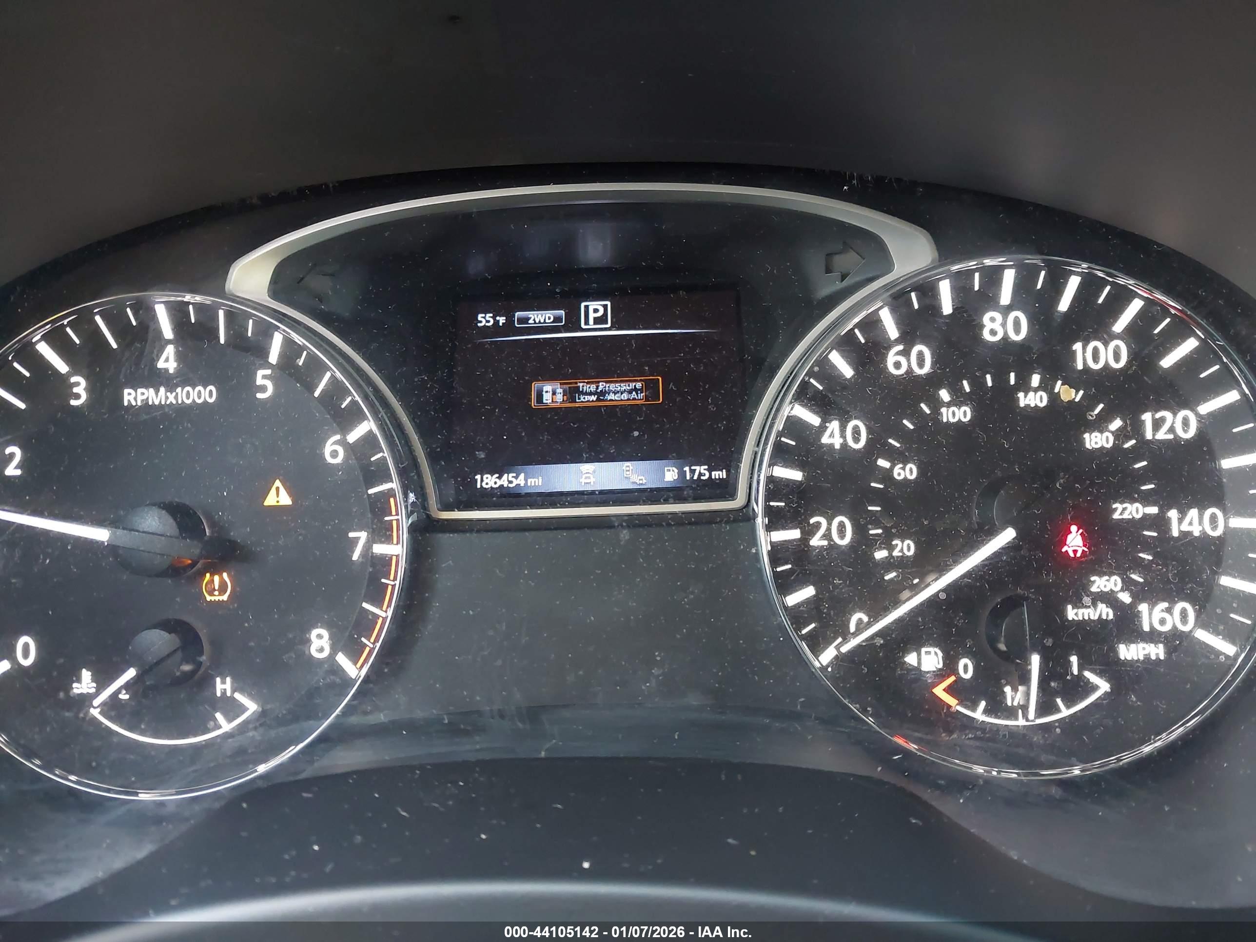 NISSAN PATHFINDER image 7