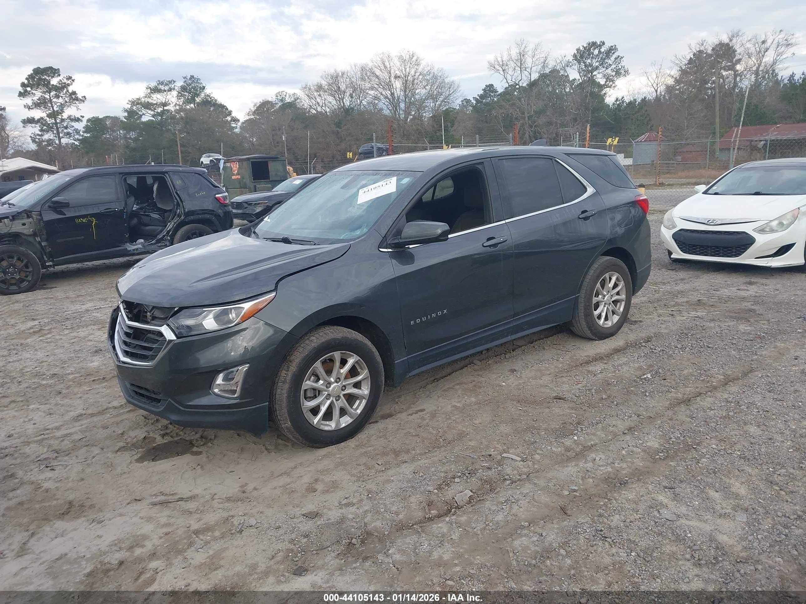 CHEVROLET EQUINOX image 2