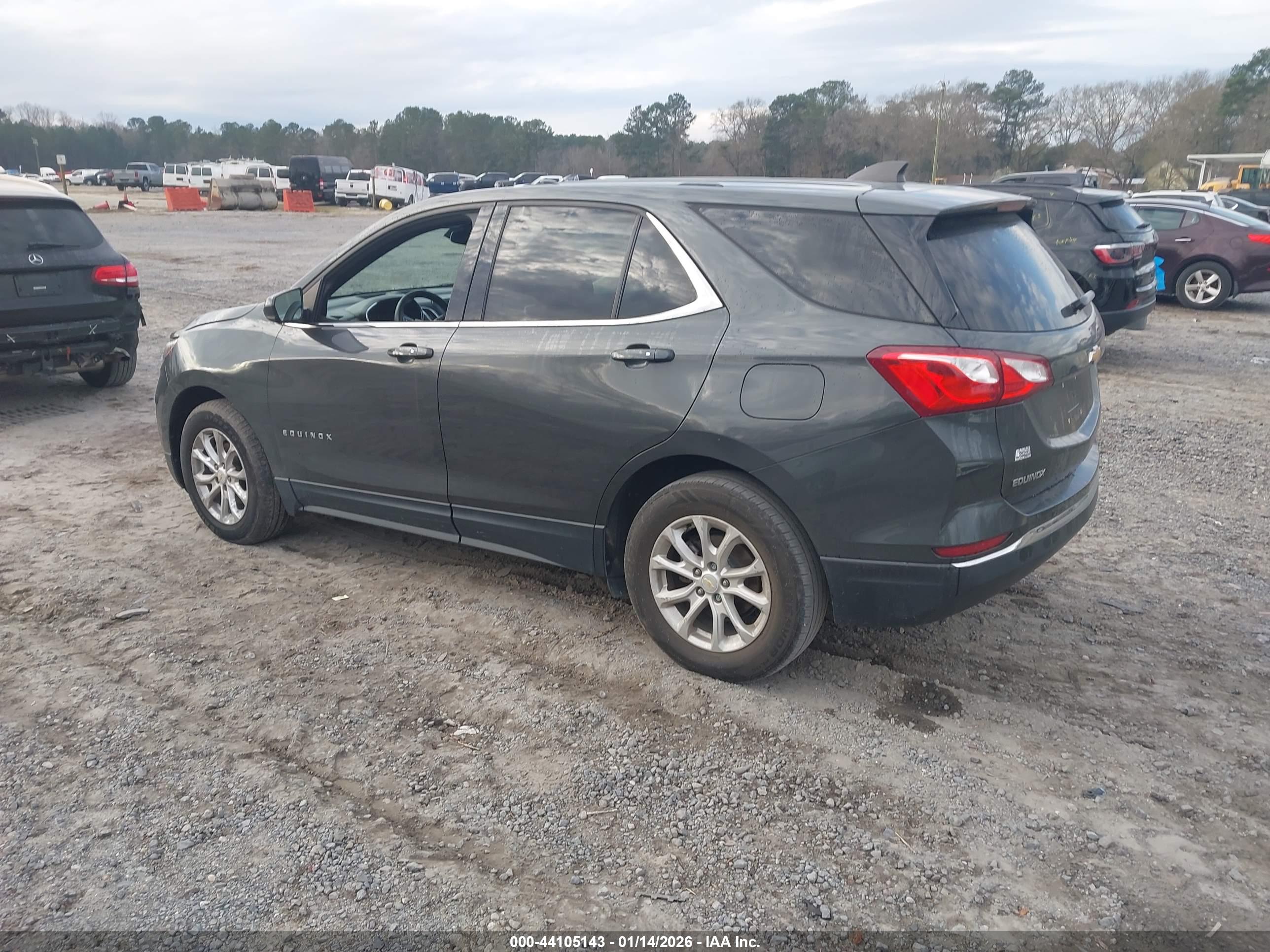 CHEVROLET EQUINOX image 3