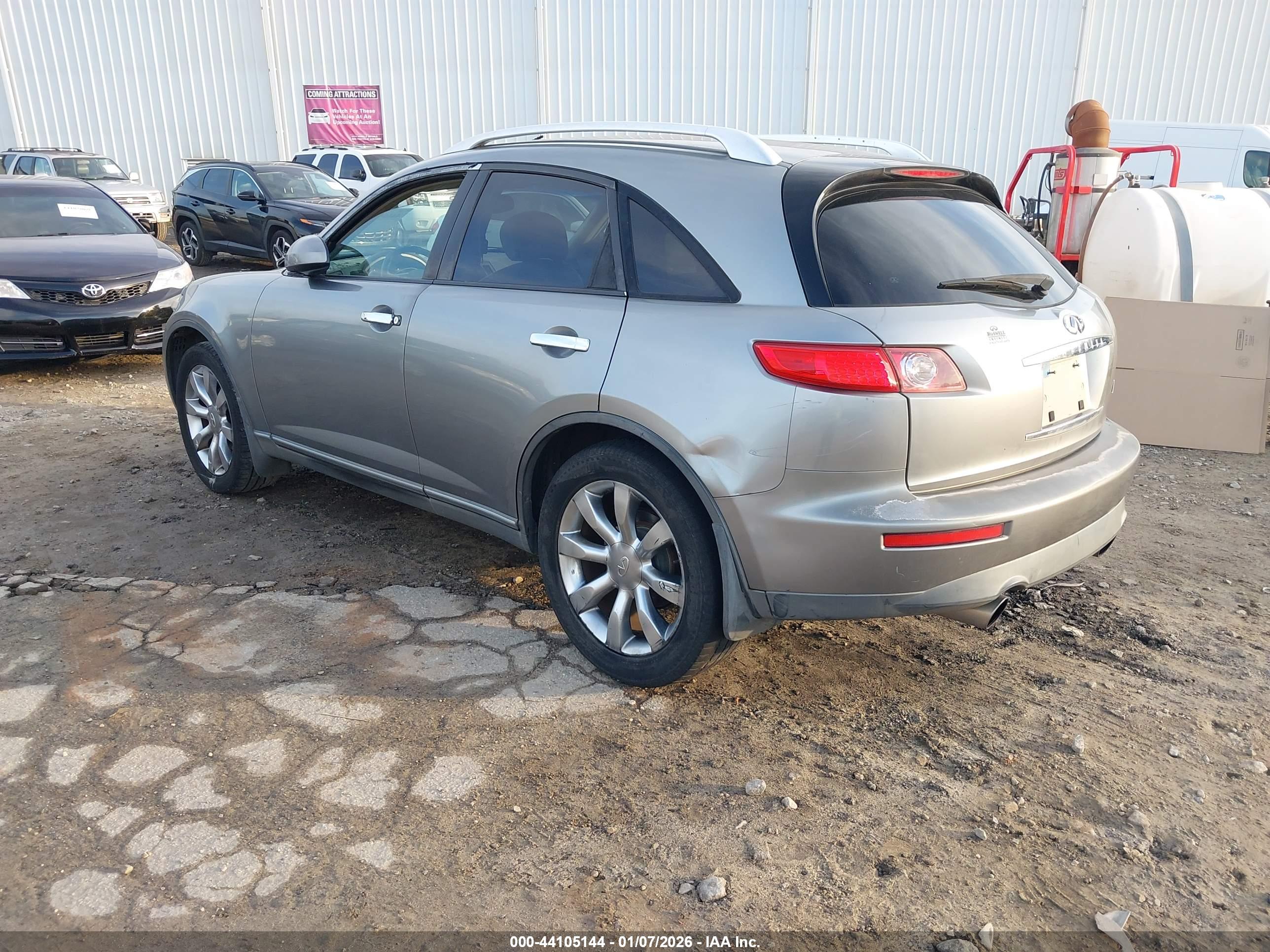 INFINITI FX35 image 3