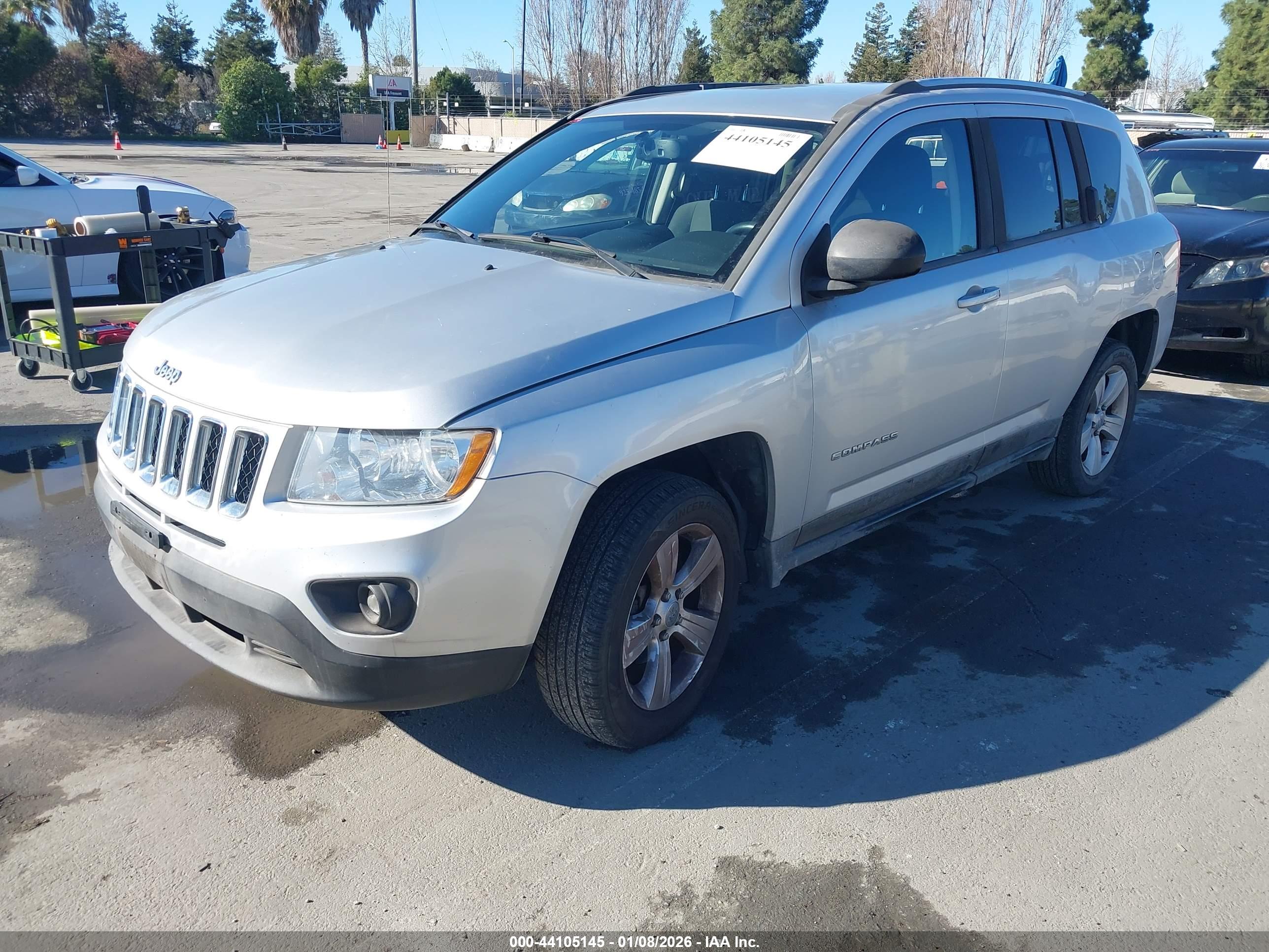 JEEP COMPASS image 2