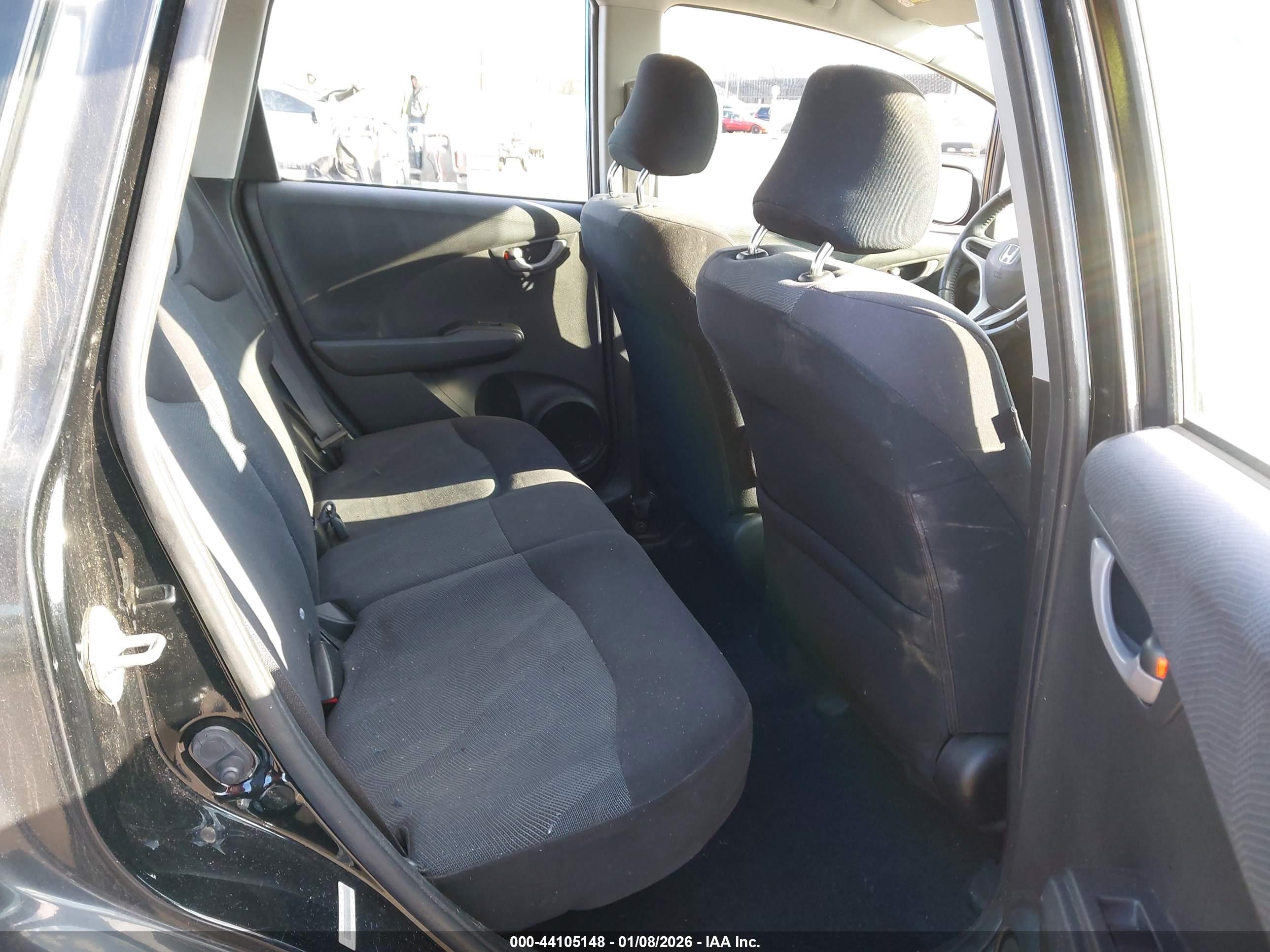 HONDA FIT image 8