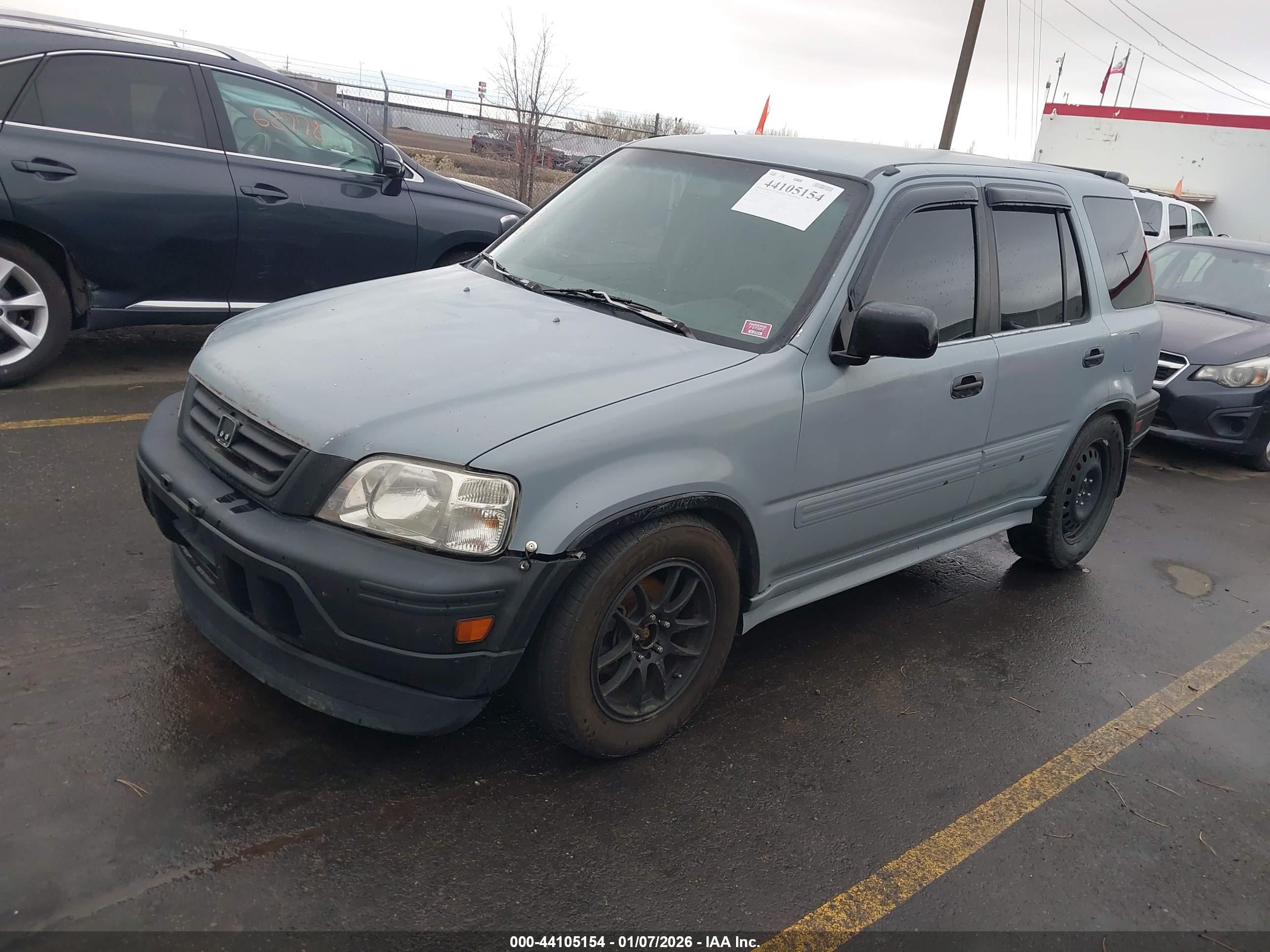 HONDA CR-V image 2