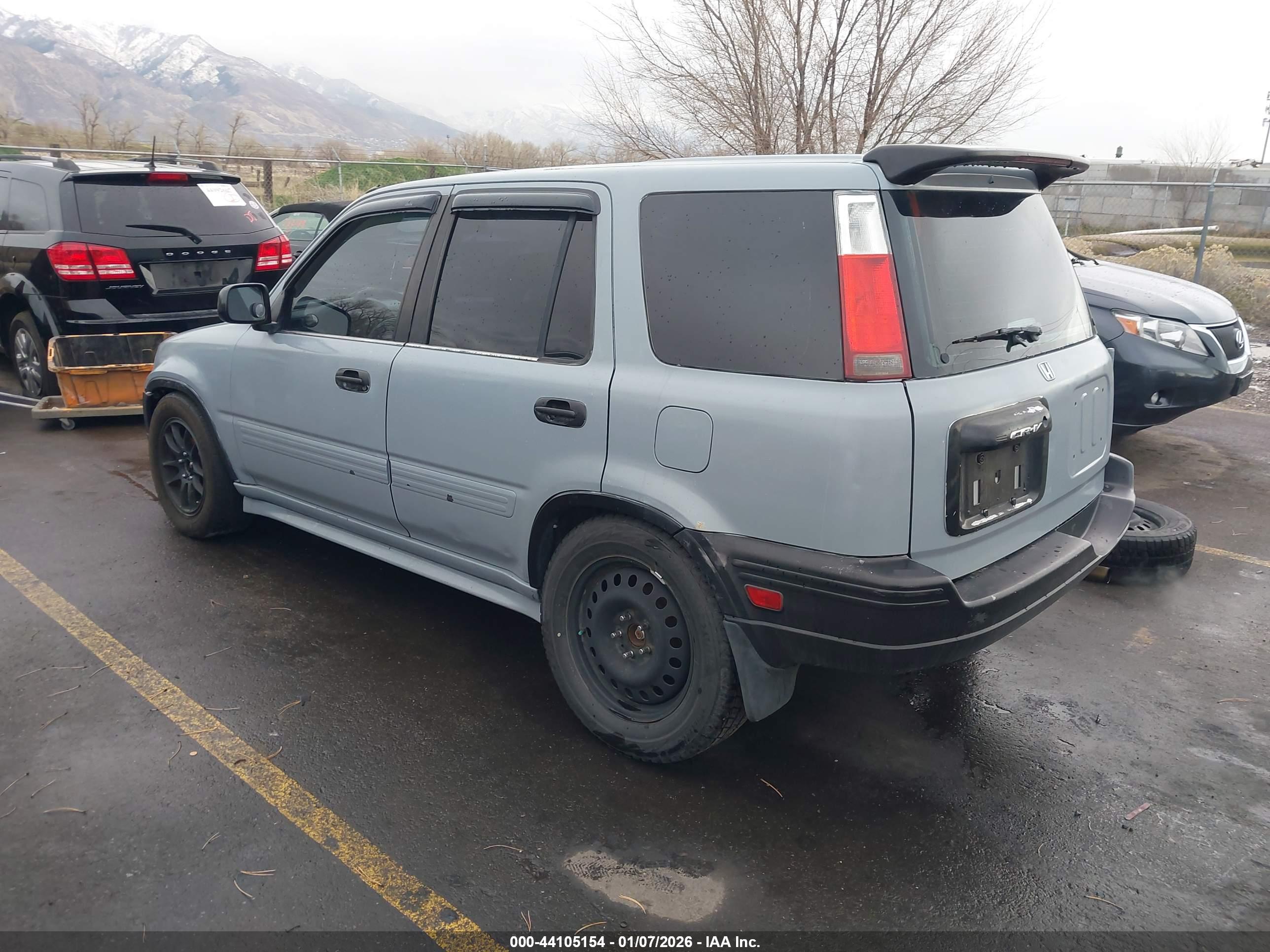HONDA CR-V image 3