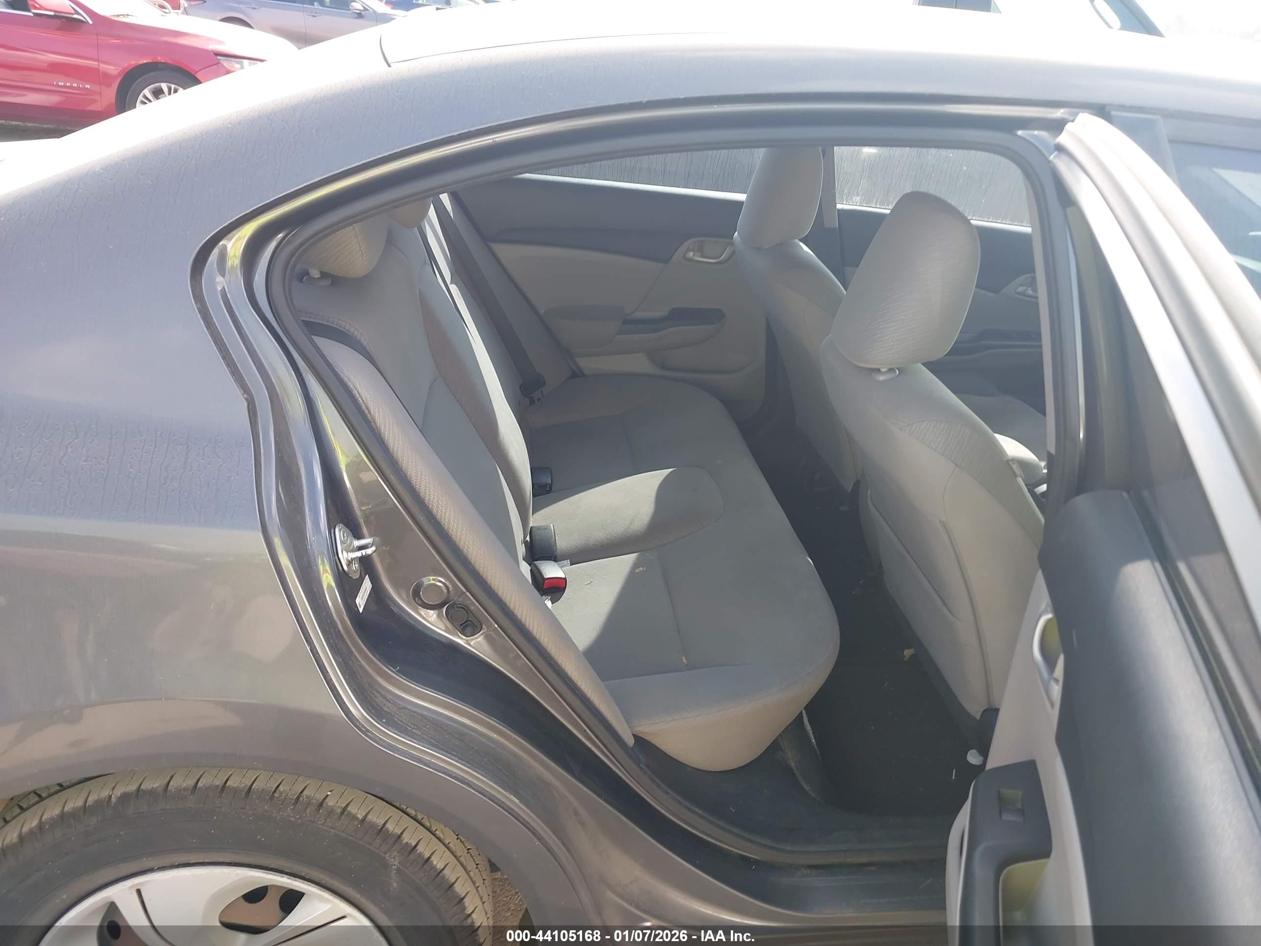 HONDA CIVIC image 8