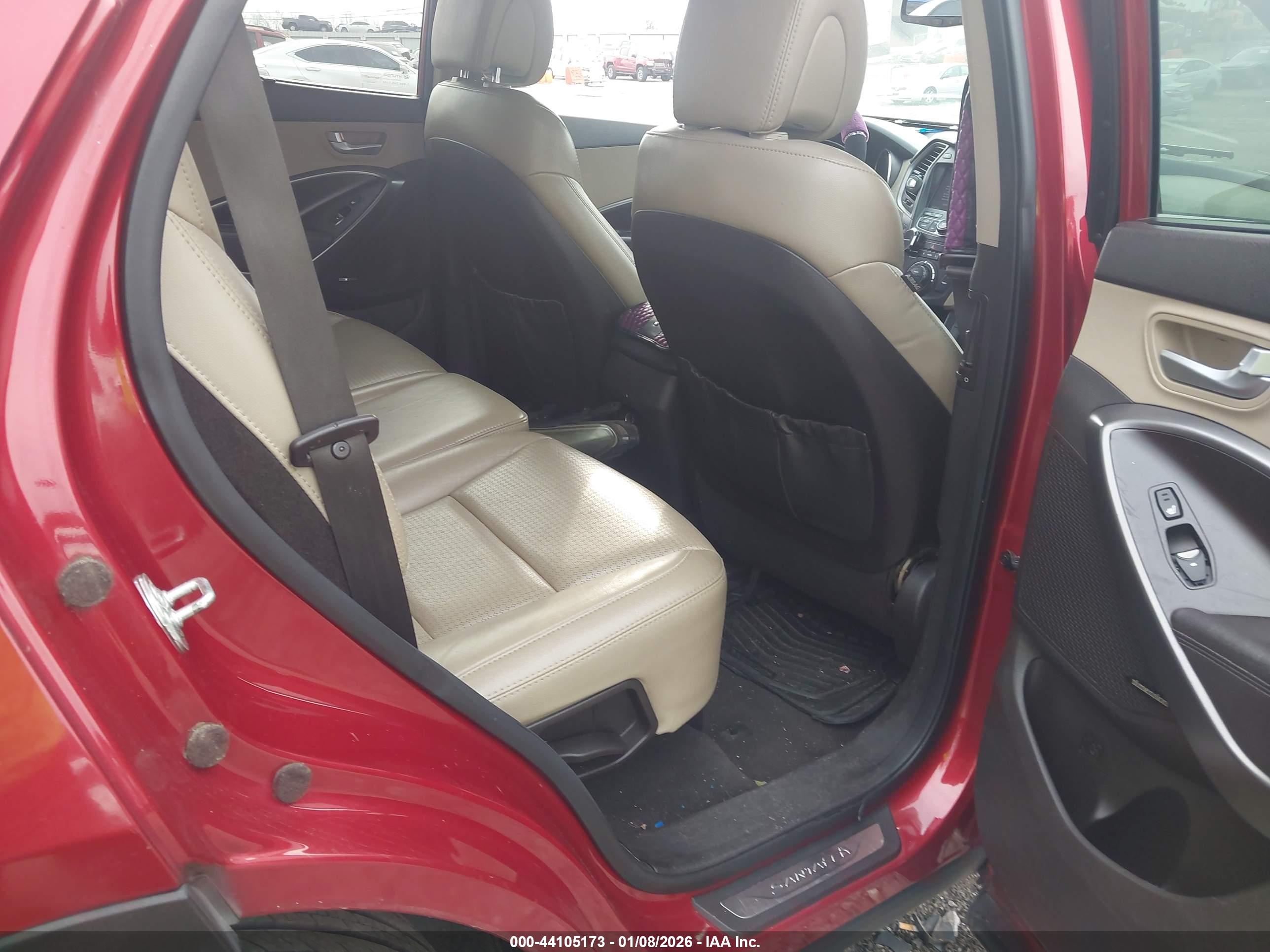 HYUNDAI SANTA image 8