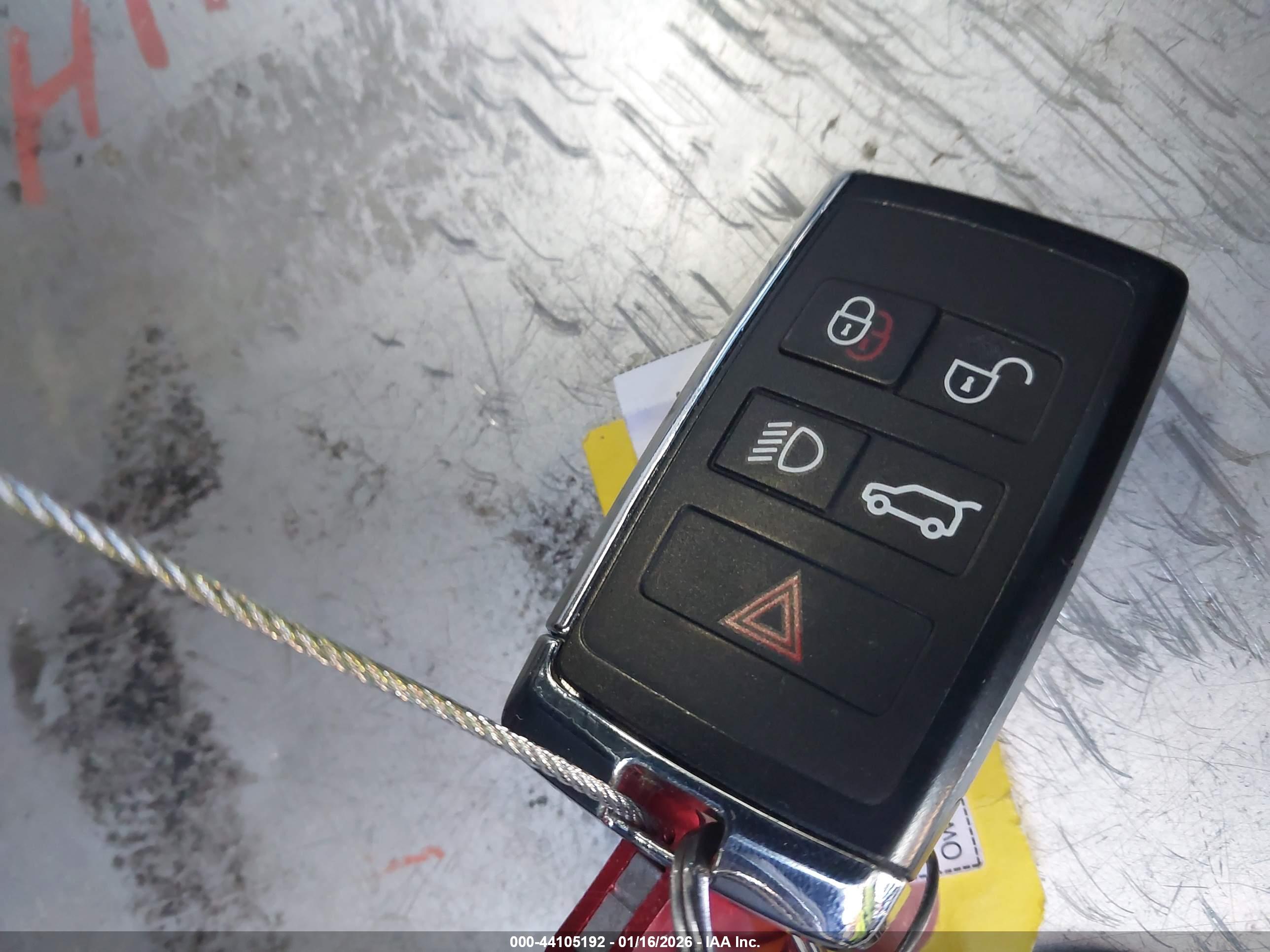 LAND ROVER image 11