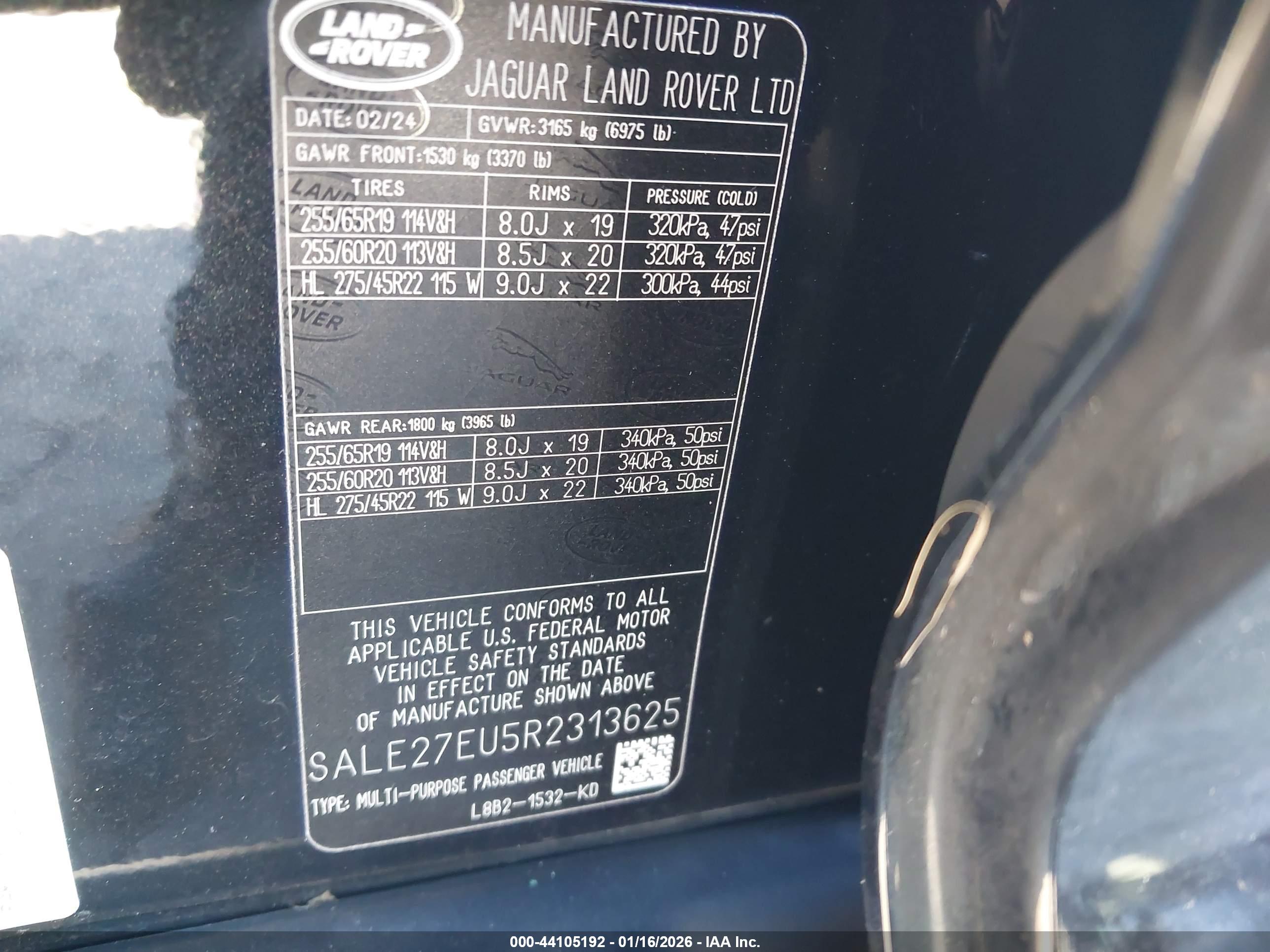 LAND ROVER image 9