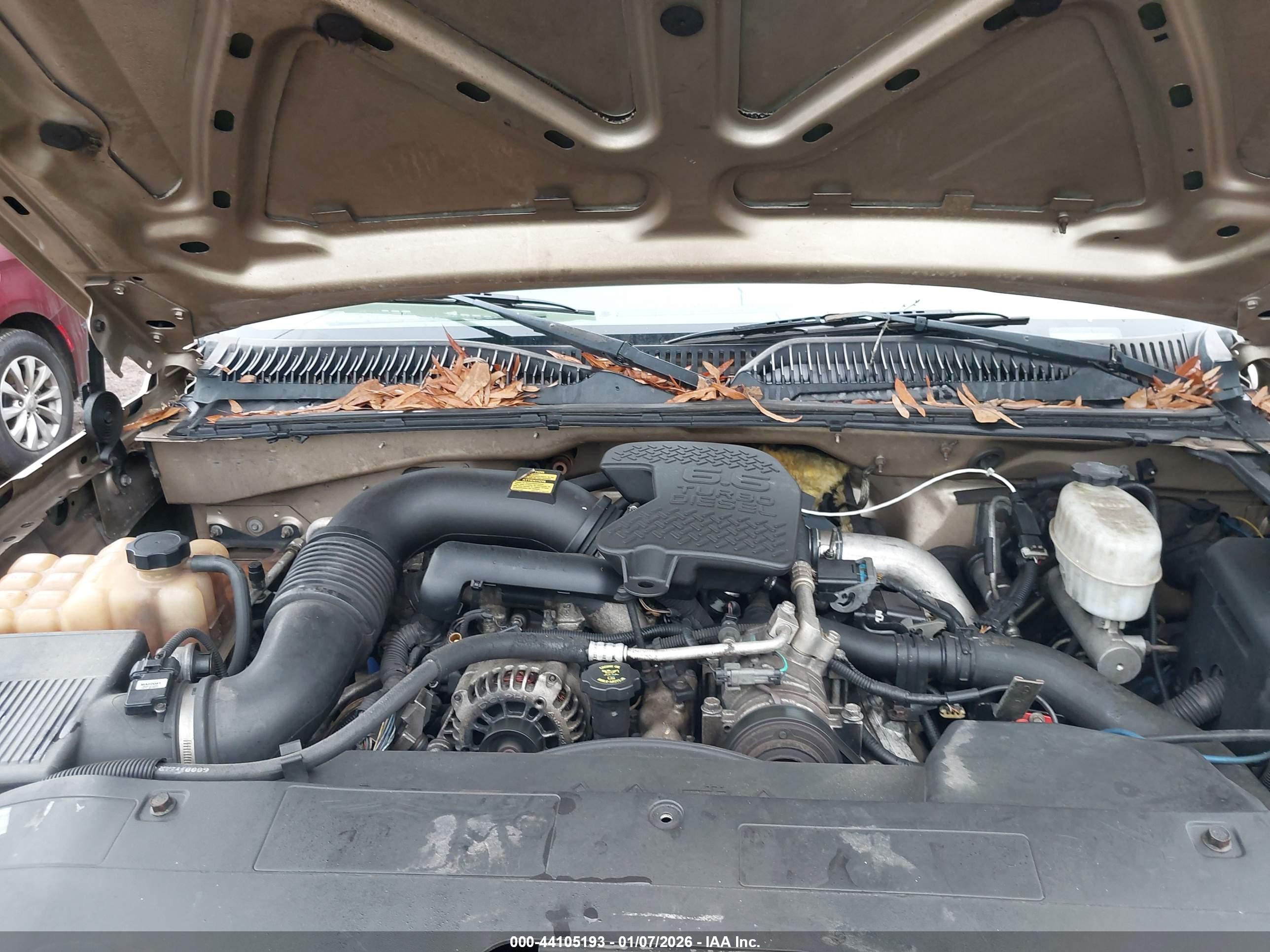 CHEVROLET SILVERADO image 10