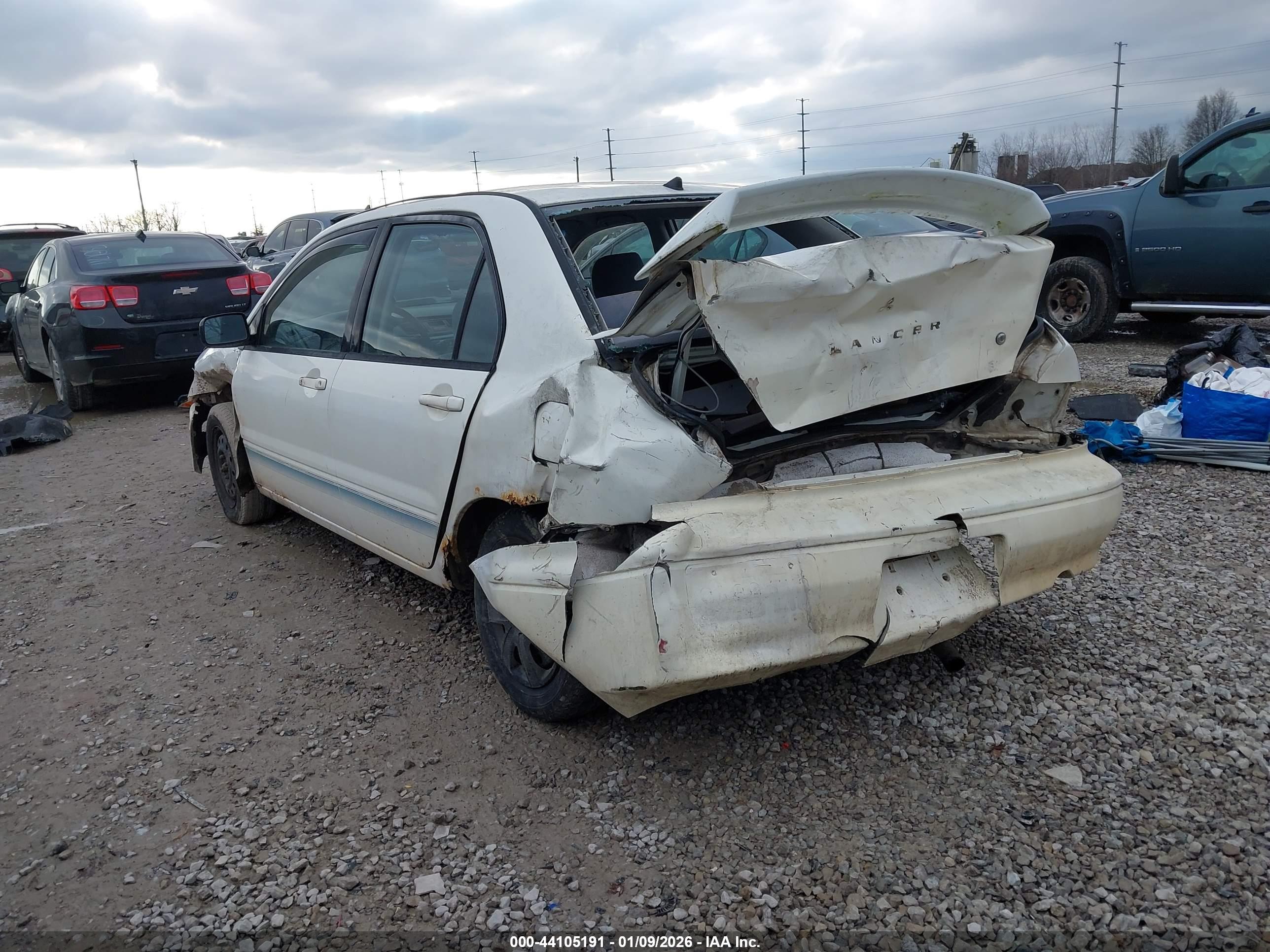 MITSUBISHI LANCER image 3