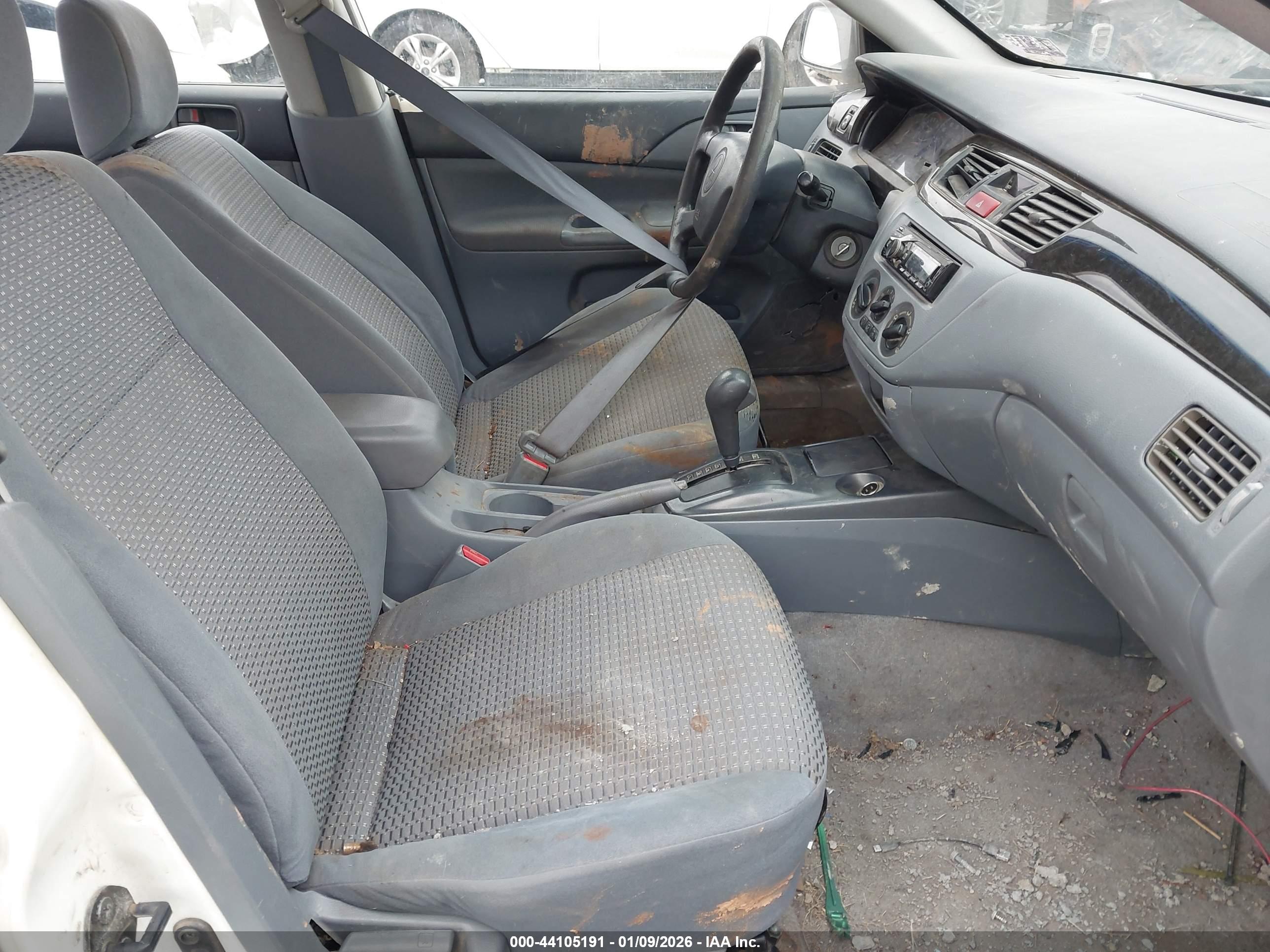 MITSUBISHI LANCER image 5