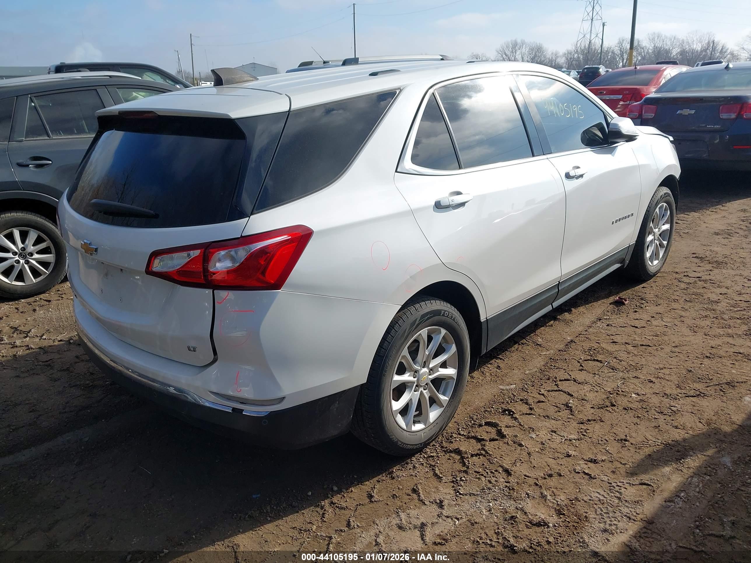 CHEVROLET EQUINOX image 4