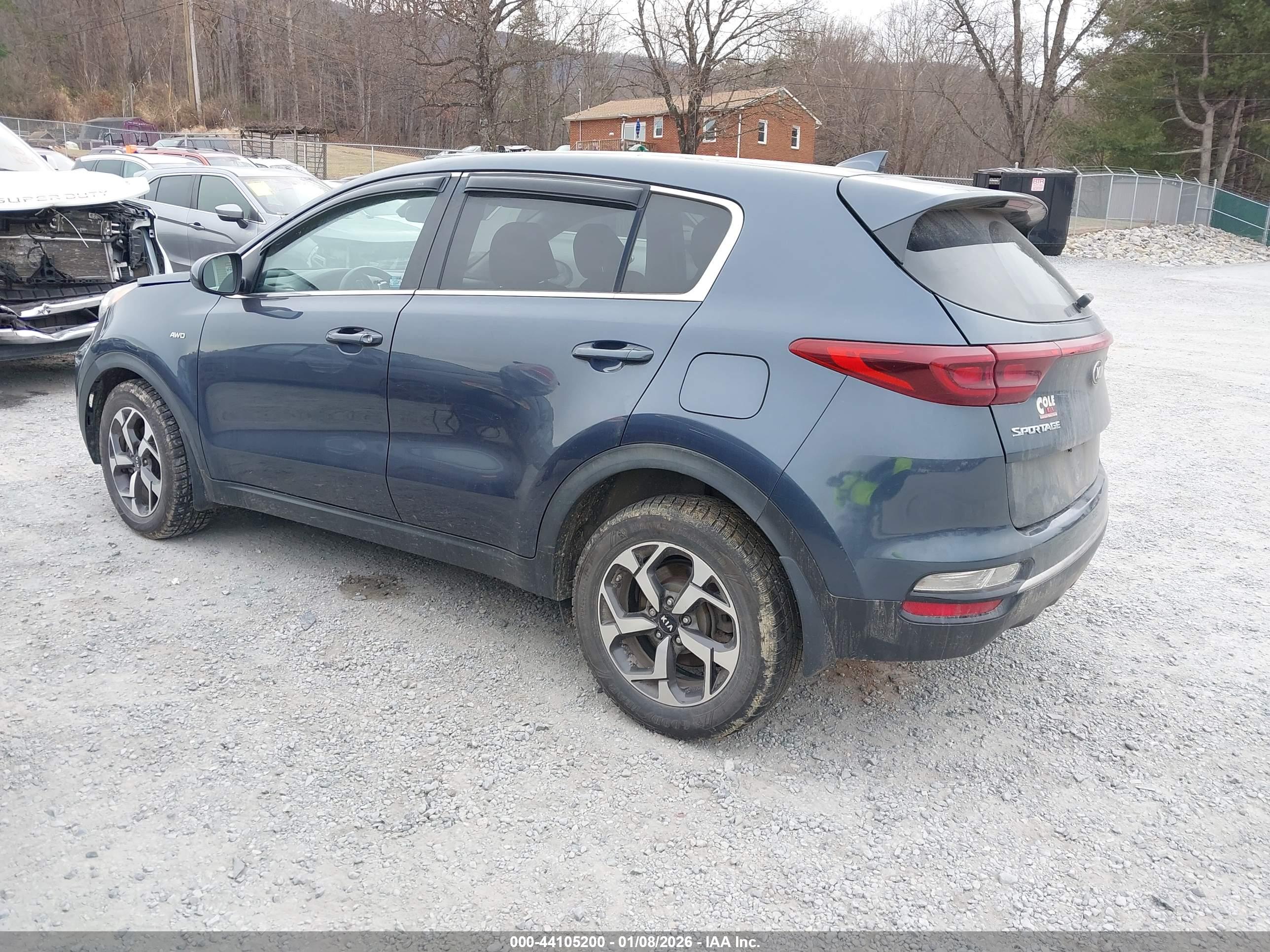 KIA SPORTAGE image 3