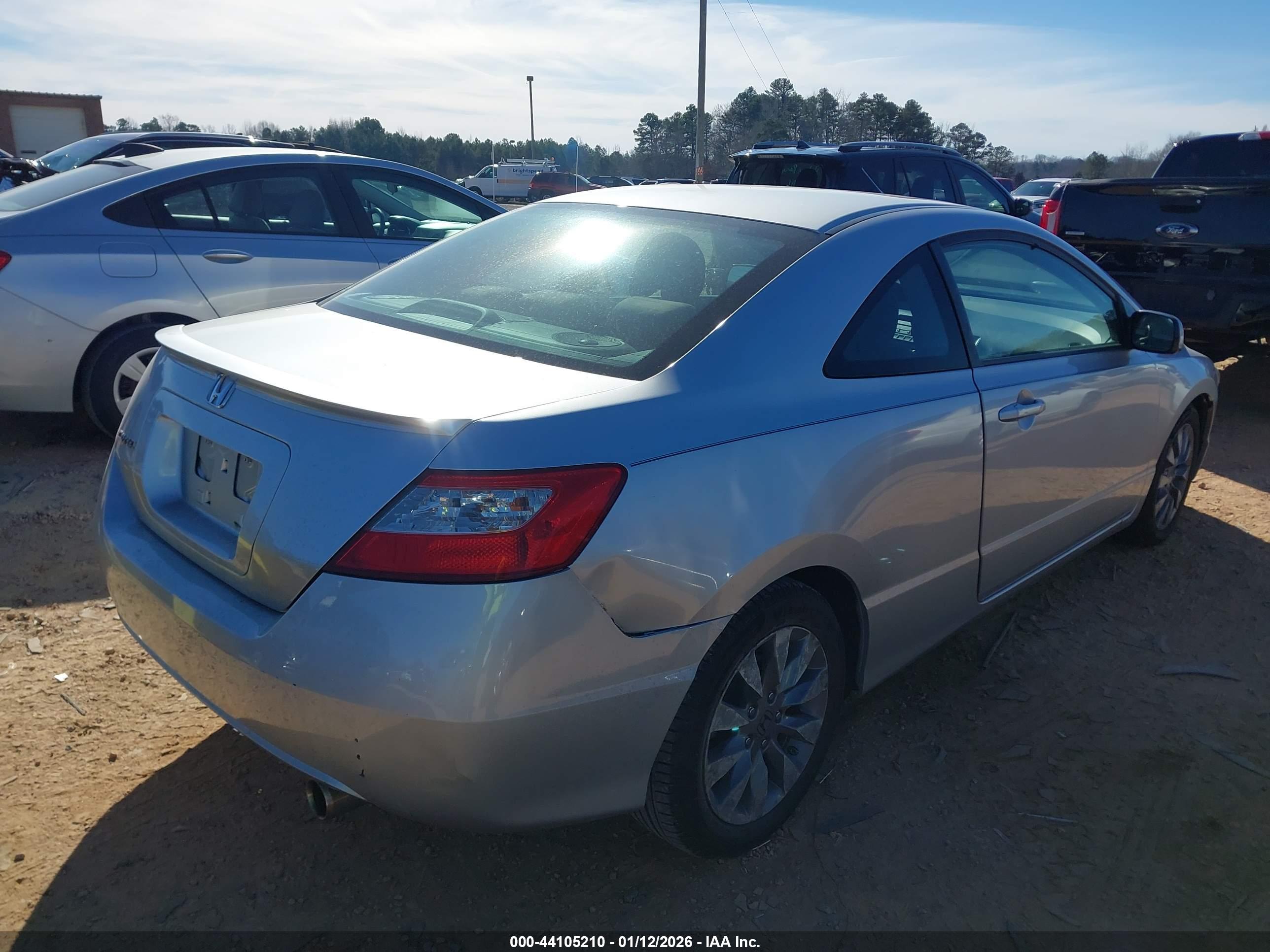 HONDA CIVIC image 4