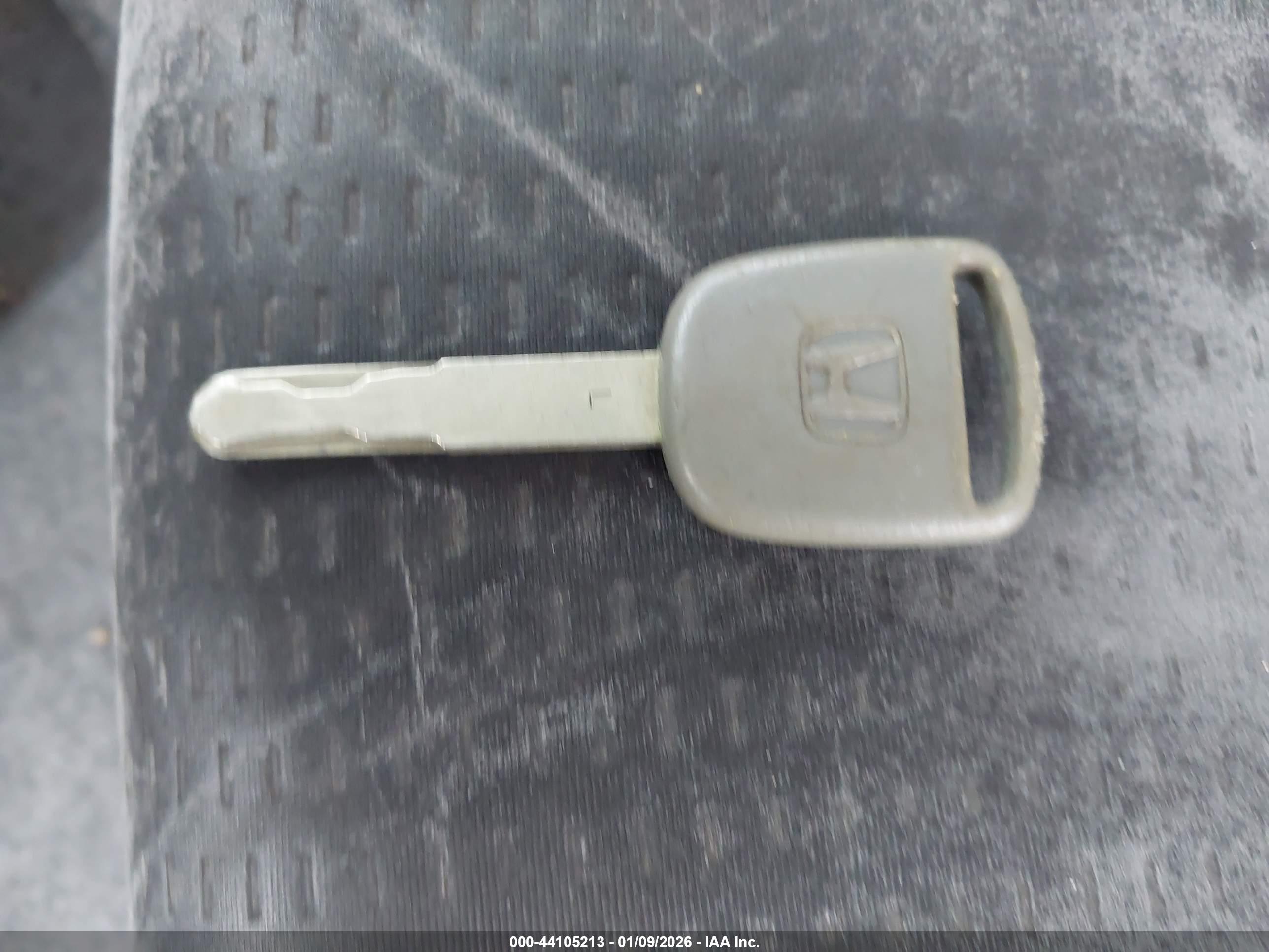 HONDA CR-V image 11