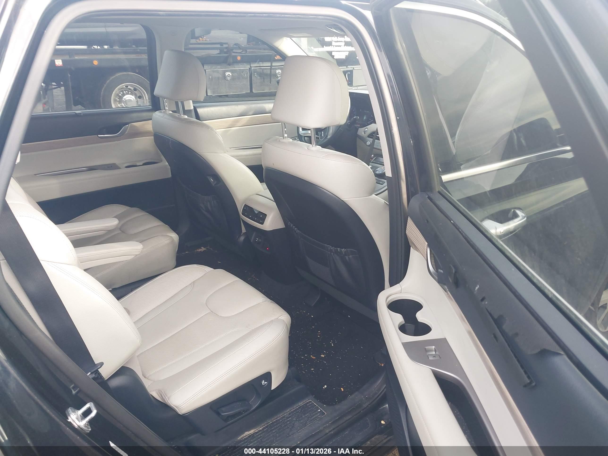 HYUNDAI PALISADE image 8