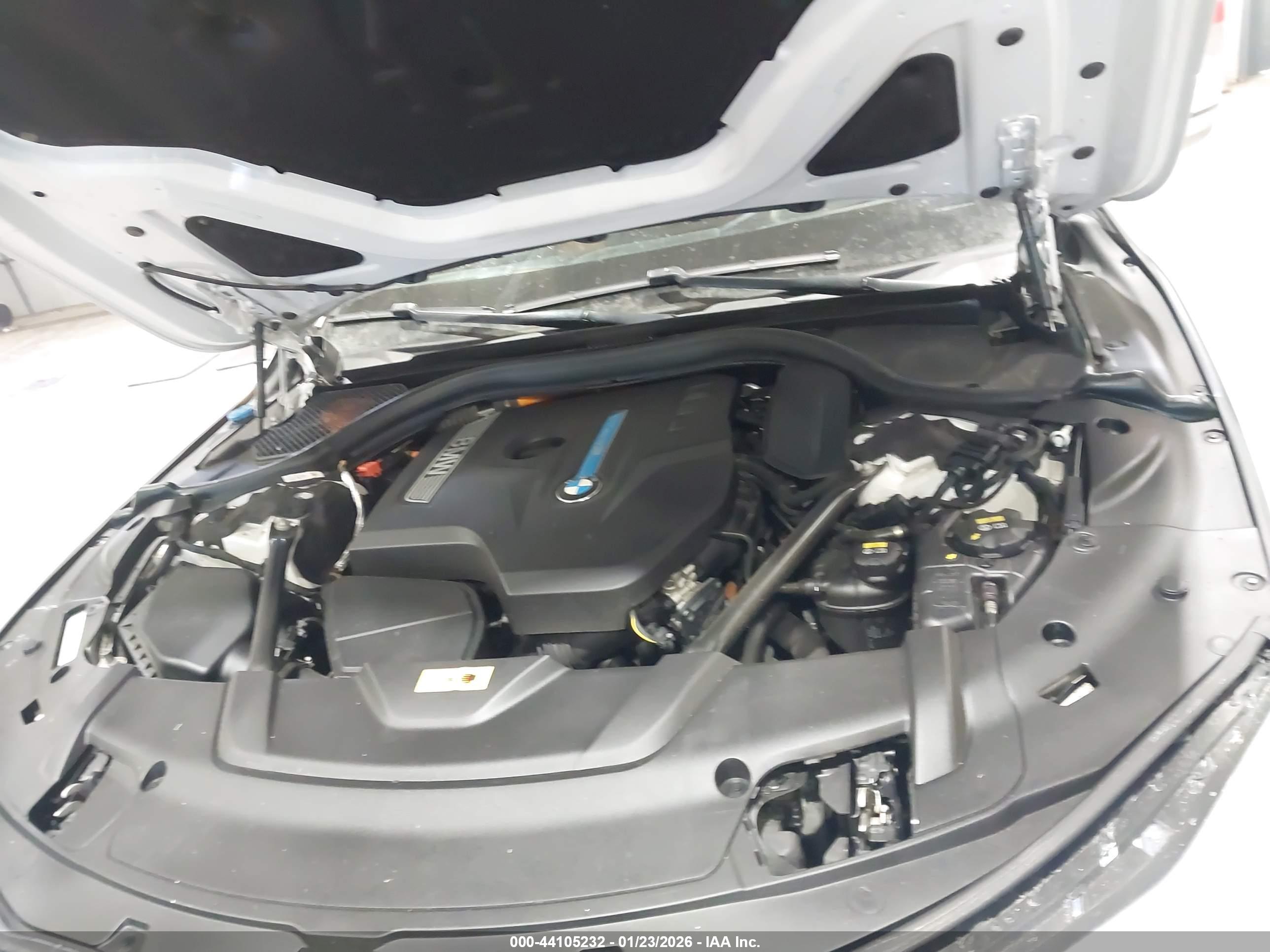 BMW 740E image 10
