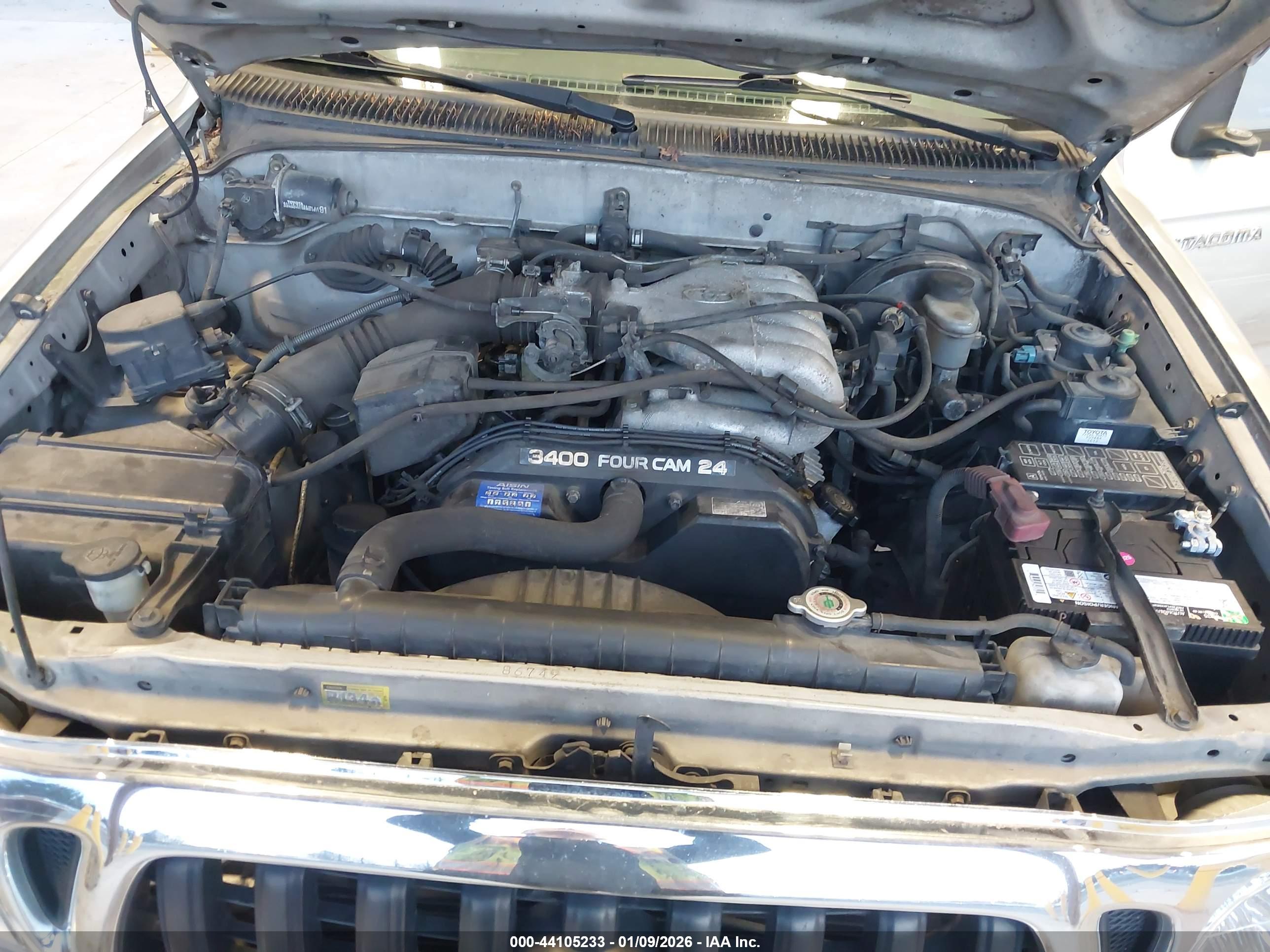 TOYOTA TACOMA image 10