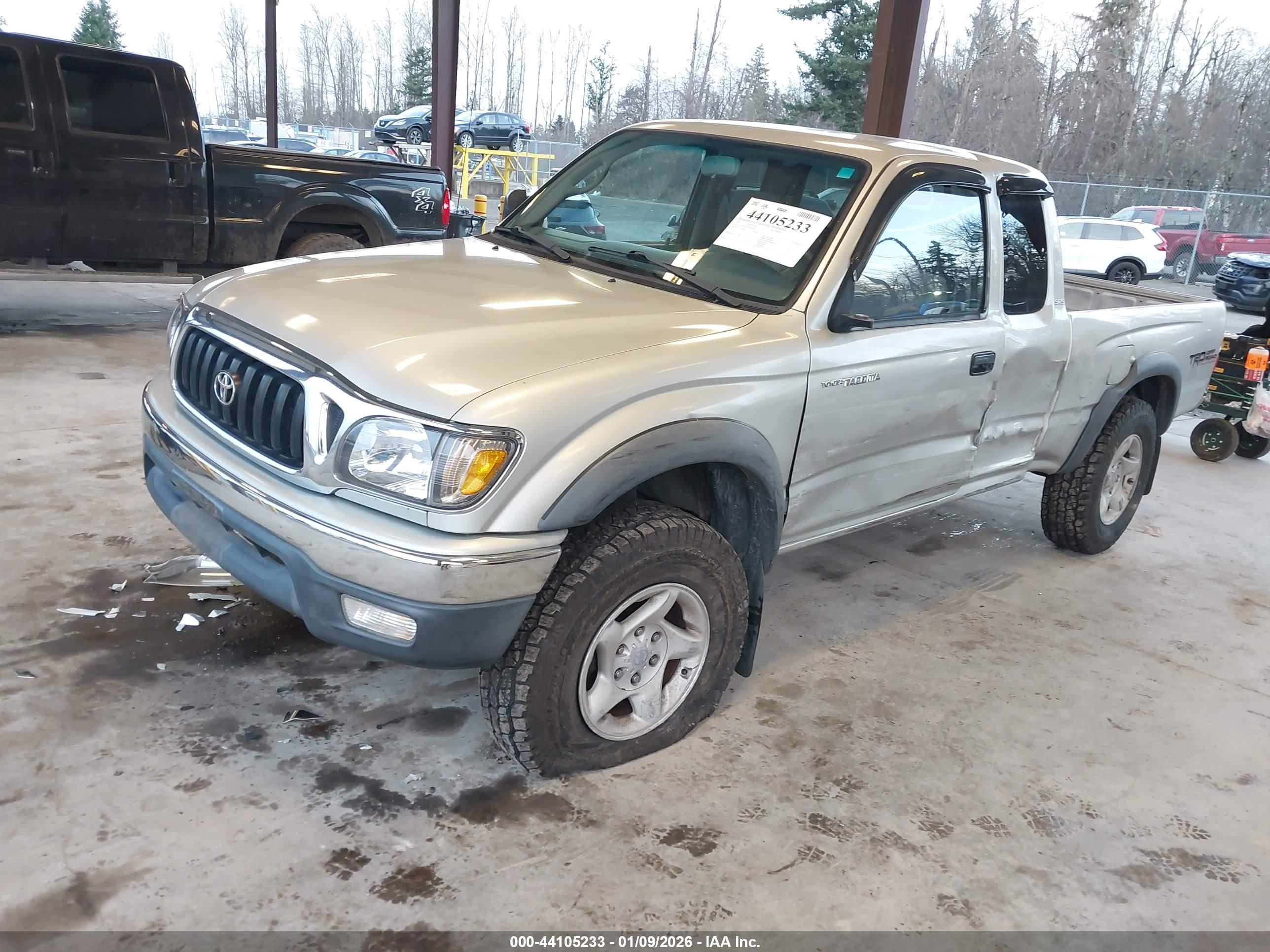 TOYOTA TACOMA image 2