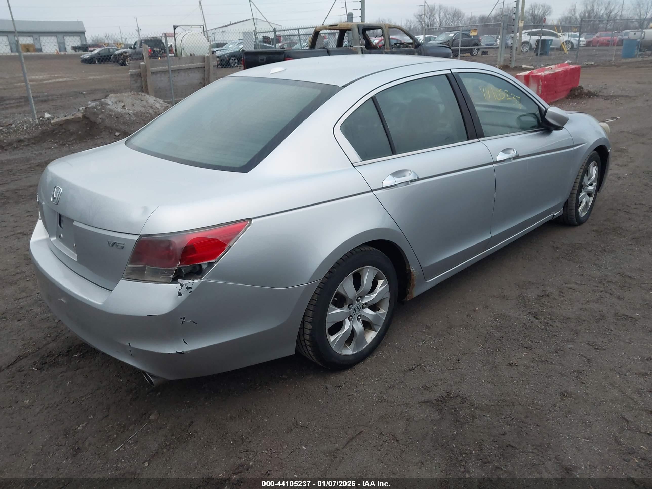 HONDA ACCORD image 4