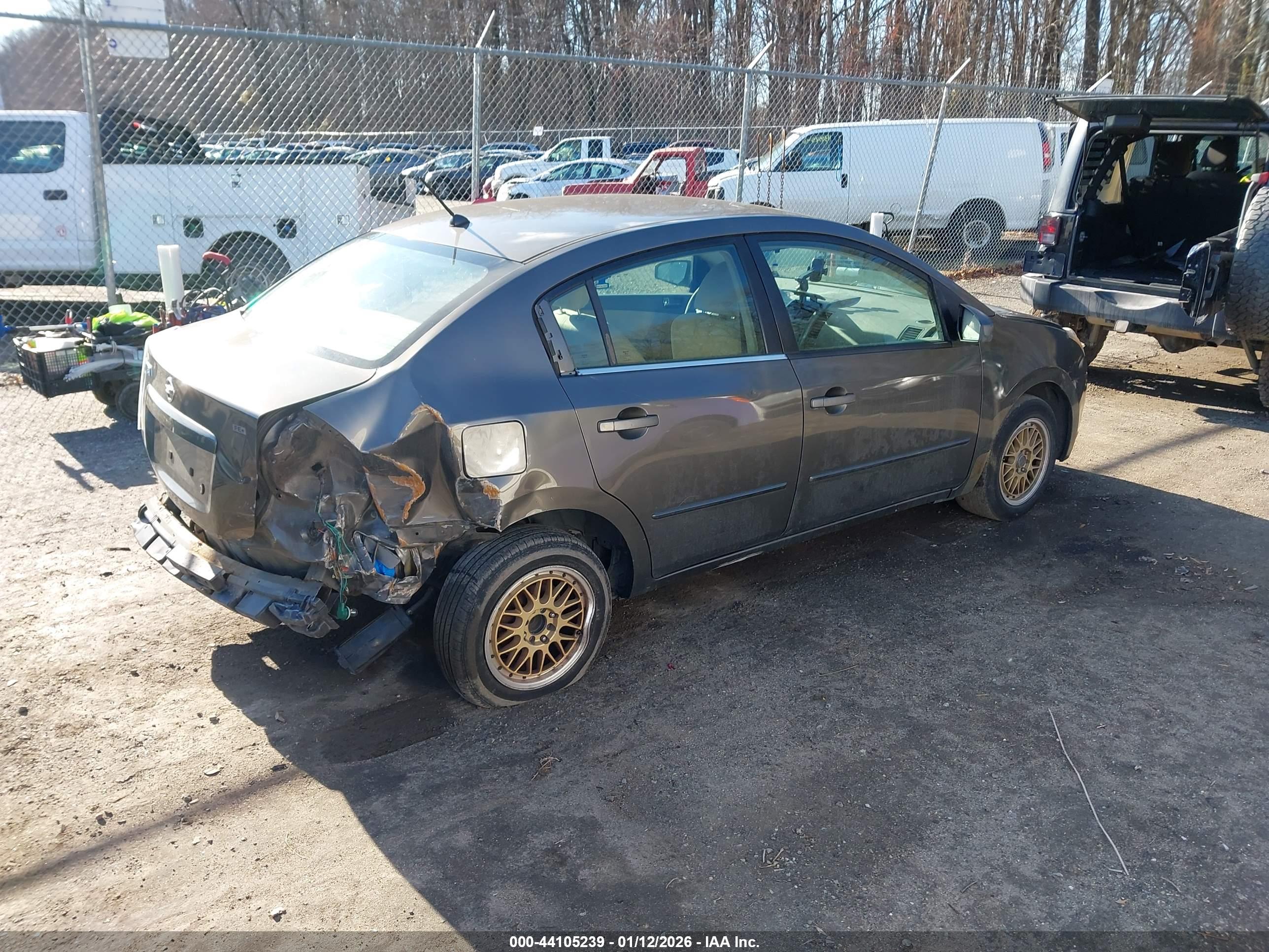 NISSAN SENTRA image 4