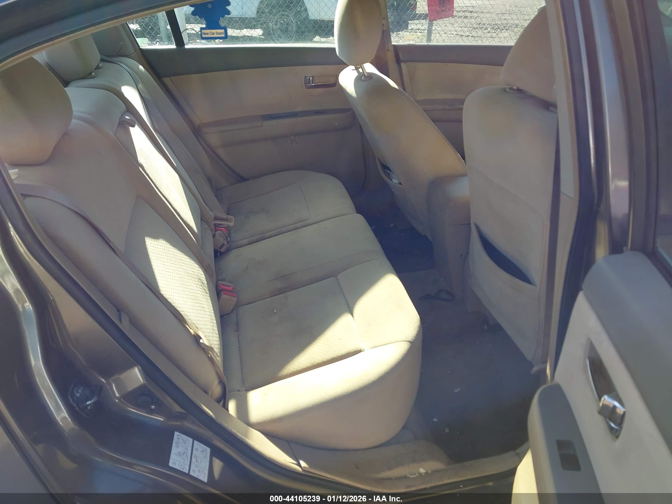 NISSAN SENTRA image 8