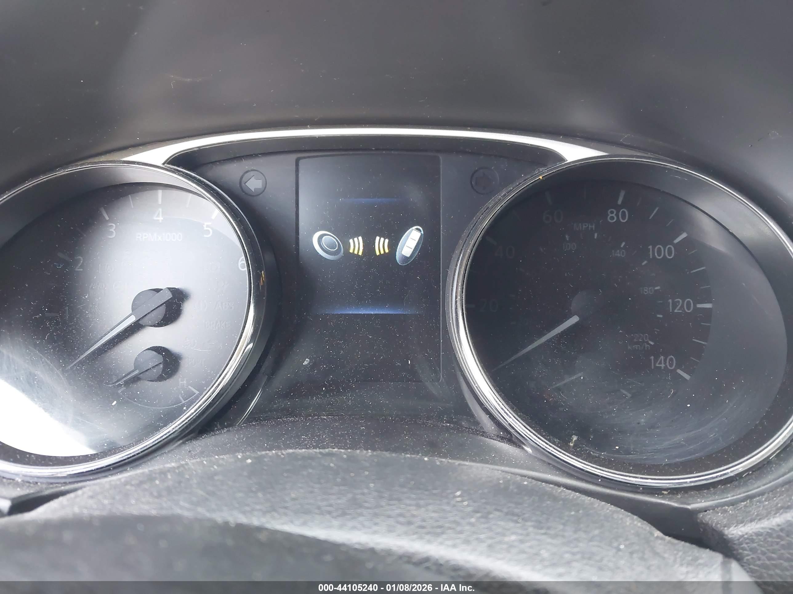 NISSAN ROGUE image 7
