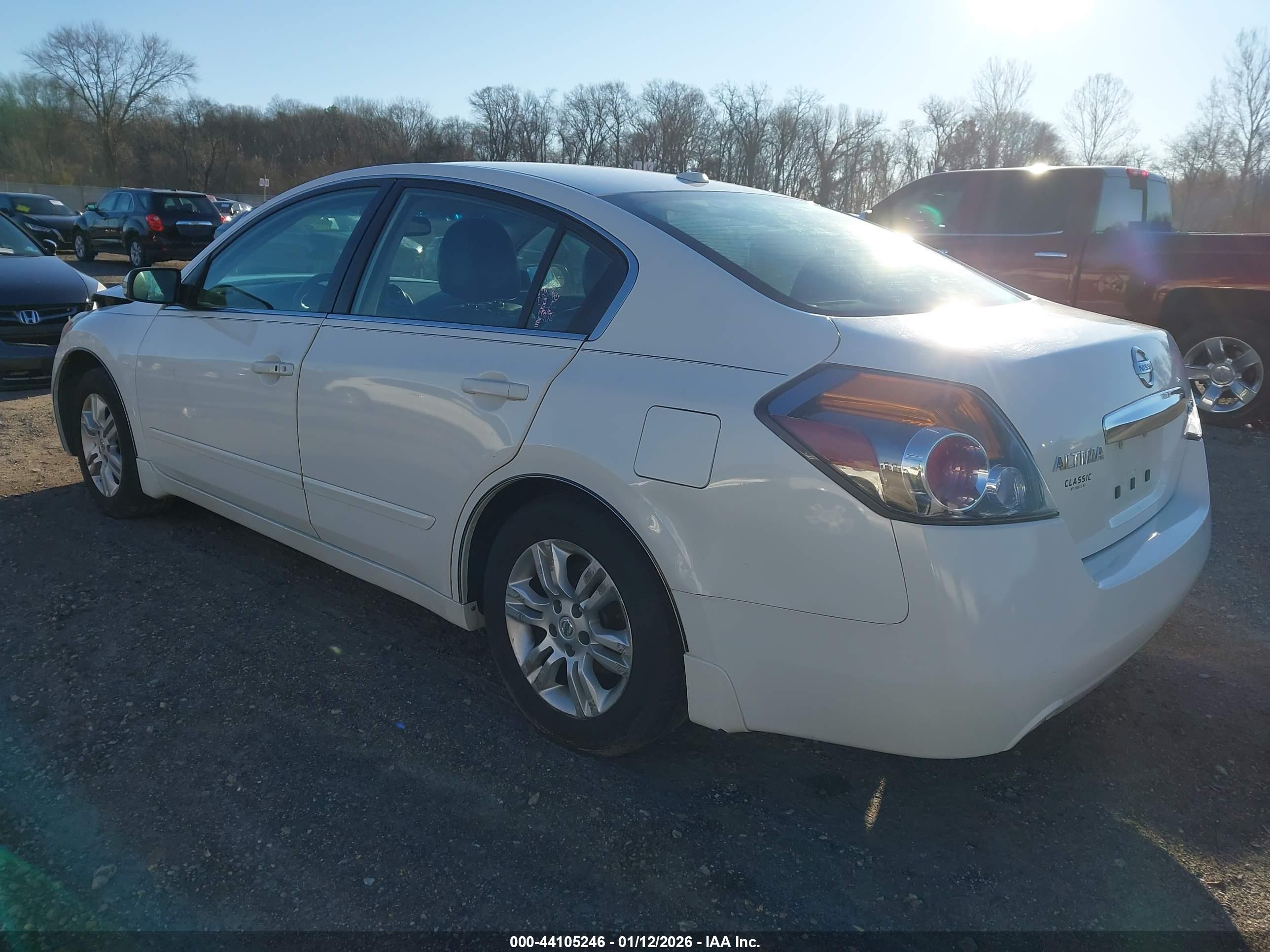 NISSAN ALTIMA image 3