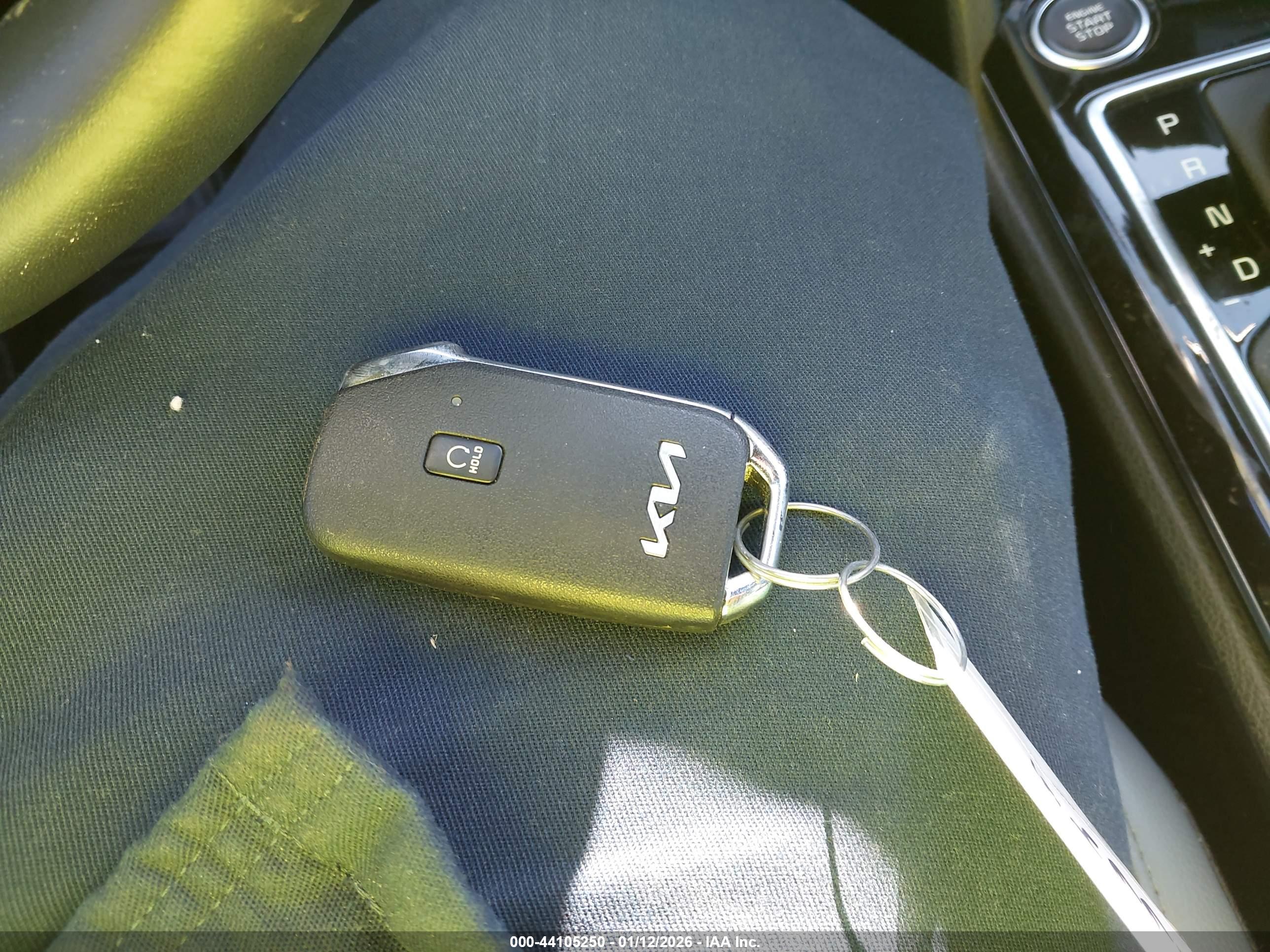 KIA SPORTAGE image 11
