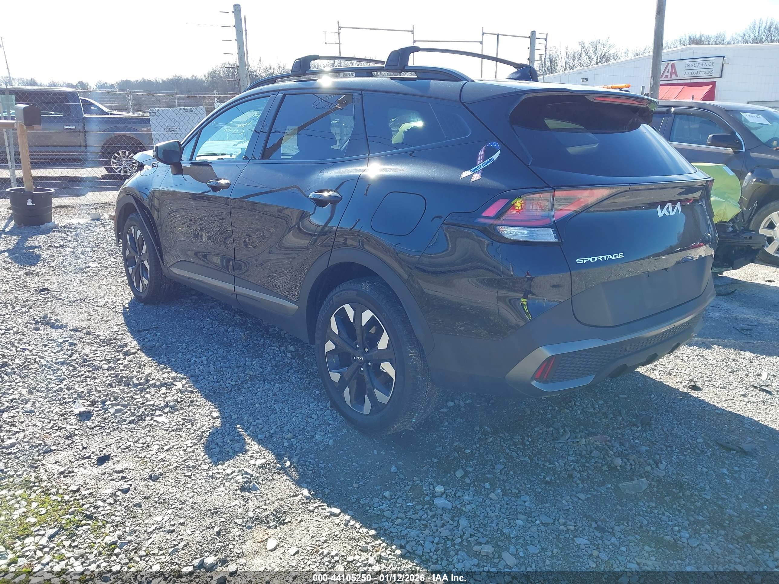 KIA SPORTAGE image 3