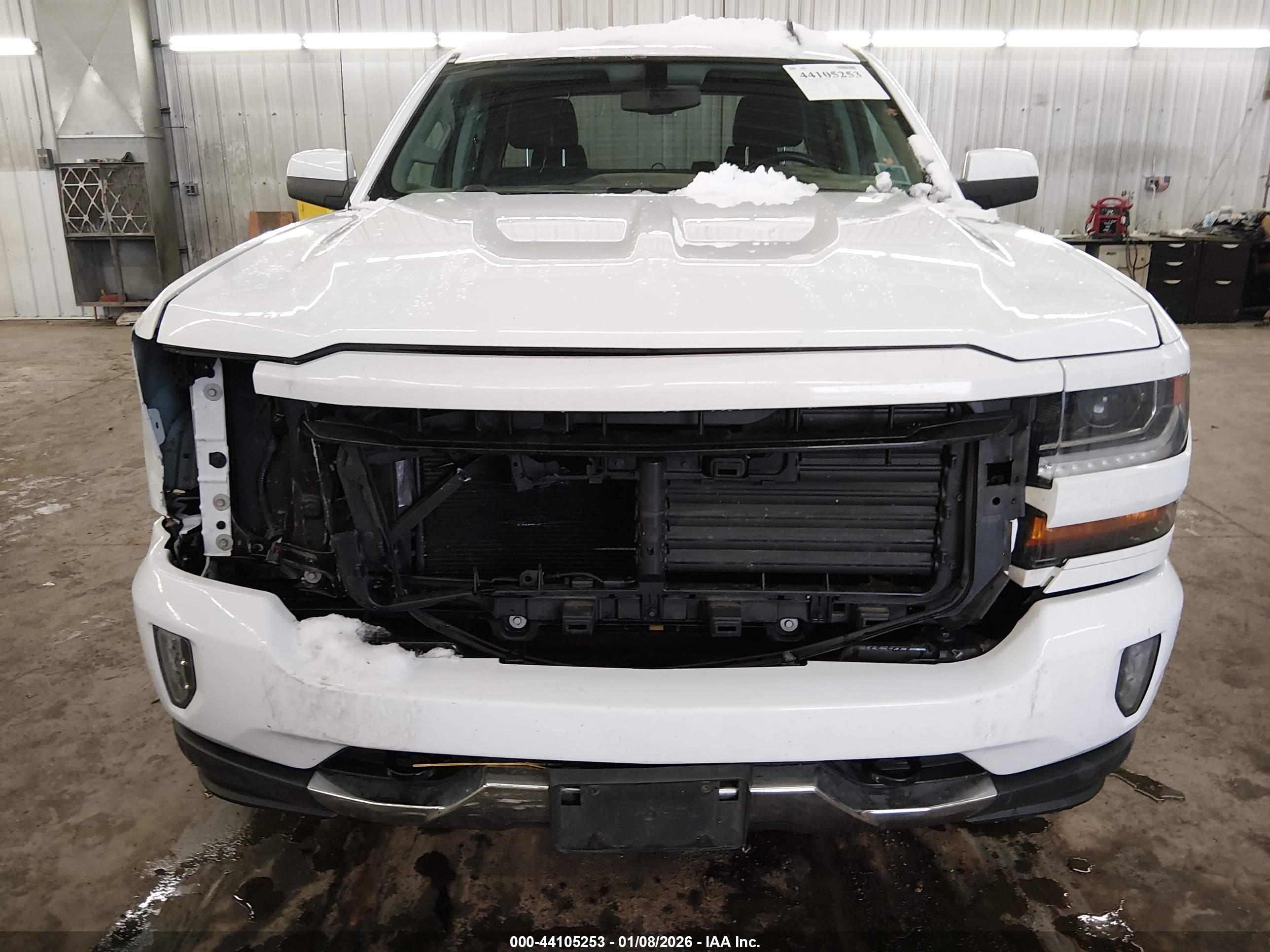 CHEVROLET SILVERADO image 6