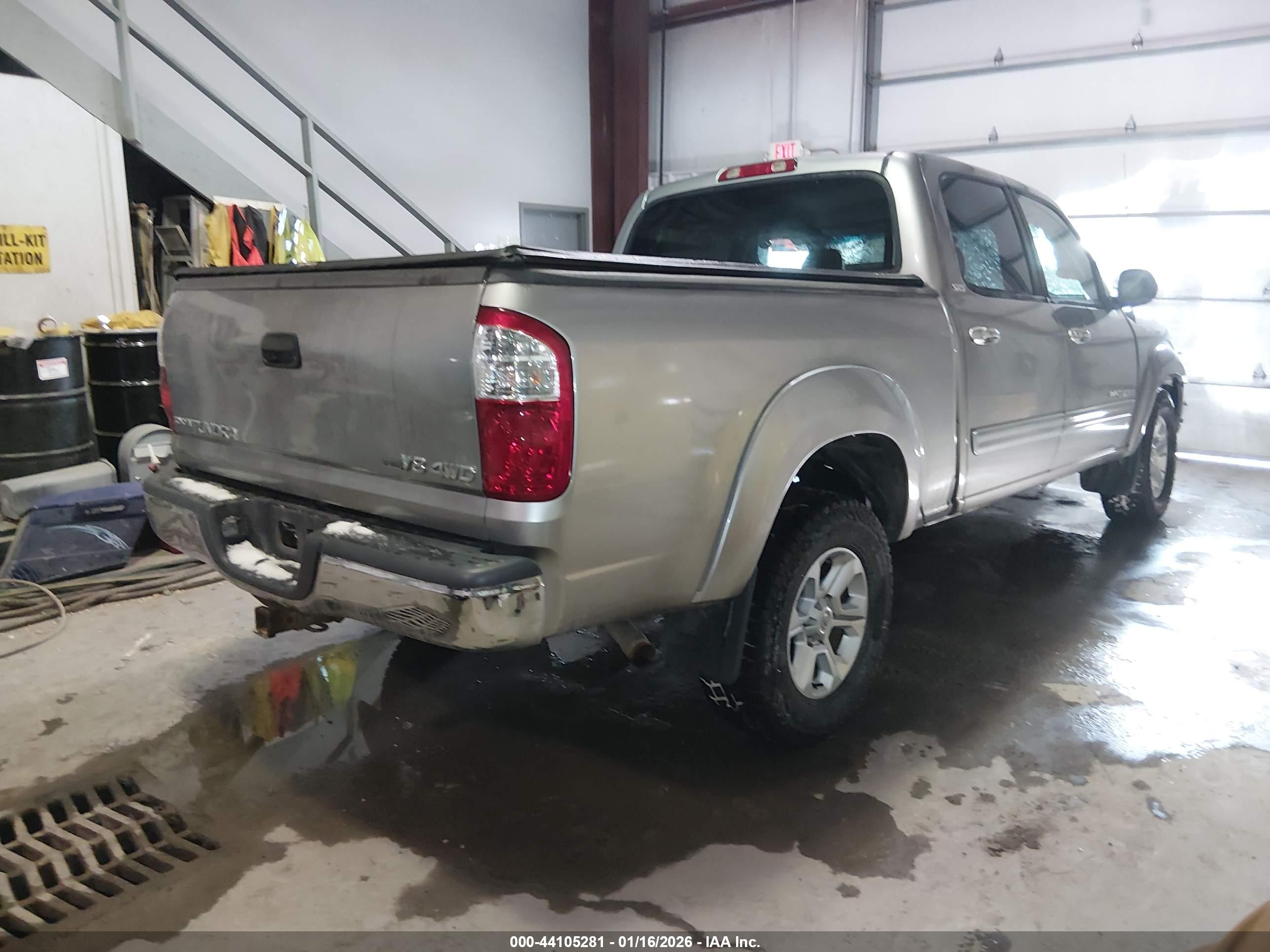 TOYOTA TUNDRA image 4