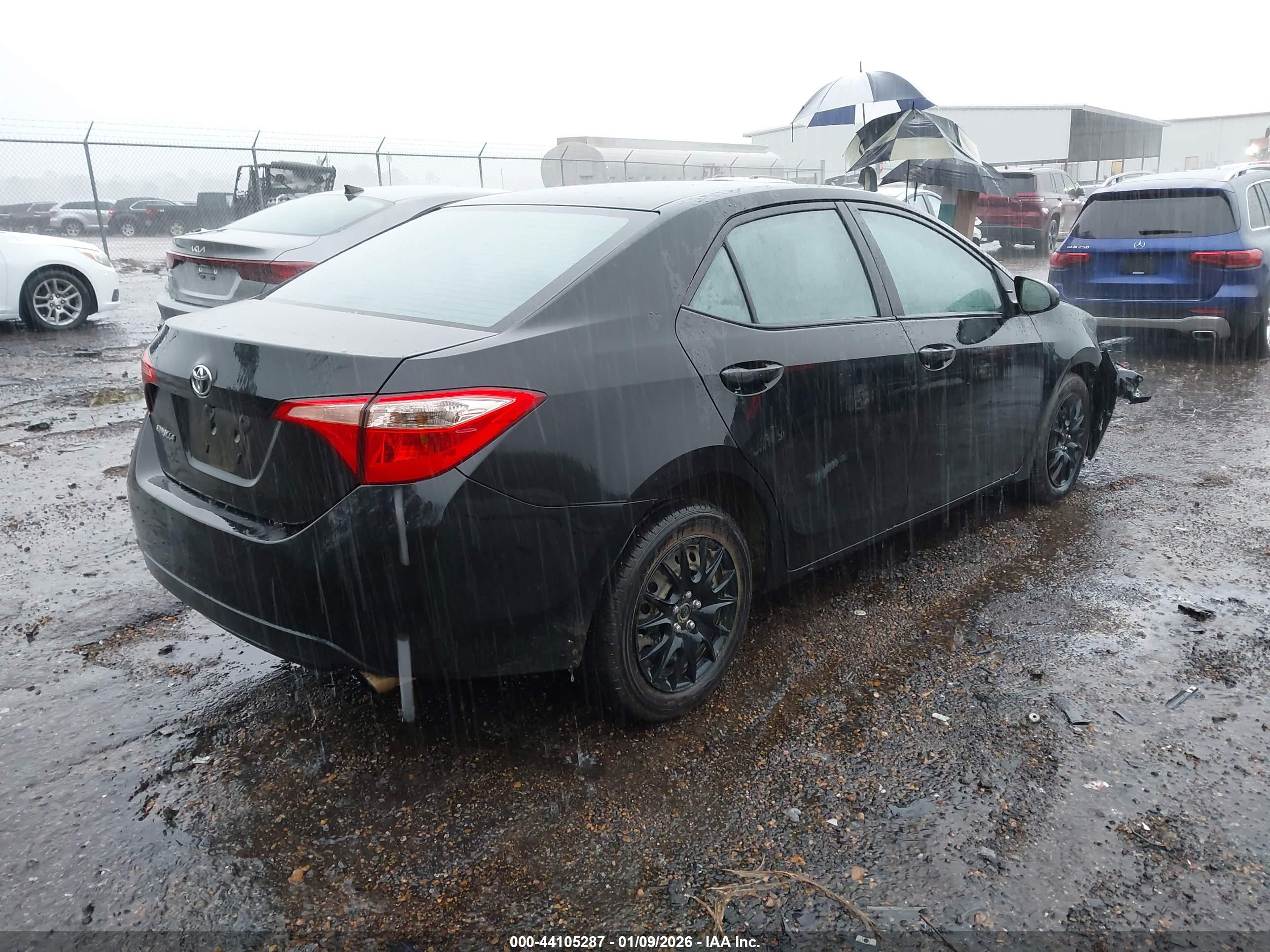 TOYOTA COROLLA image 4