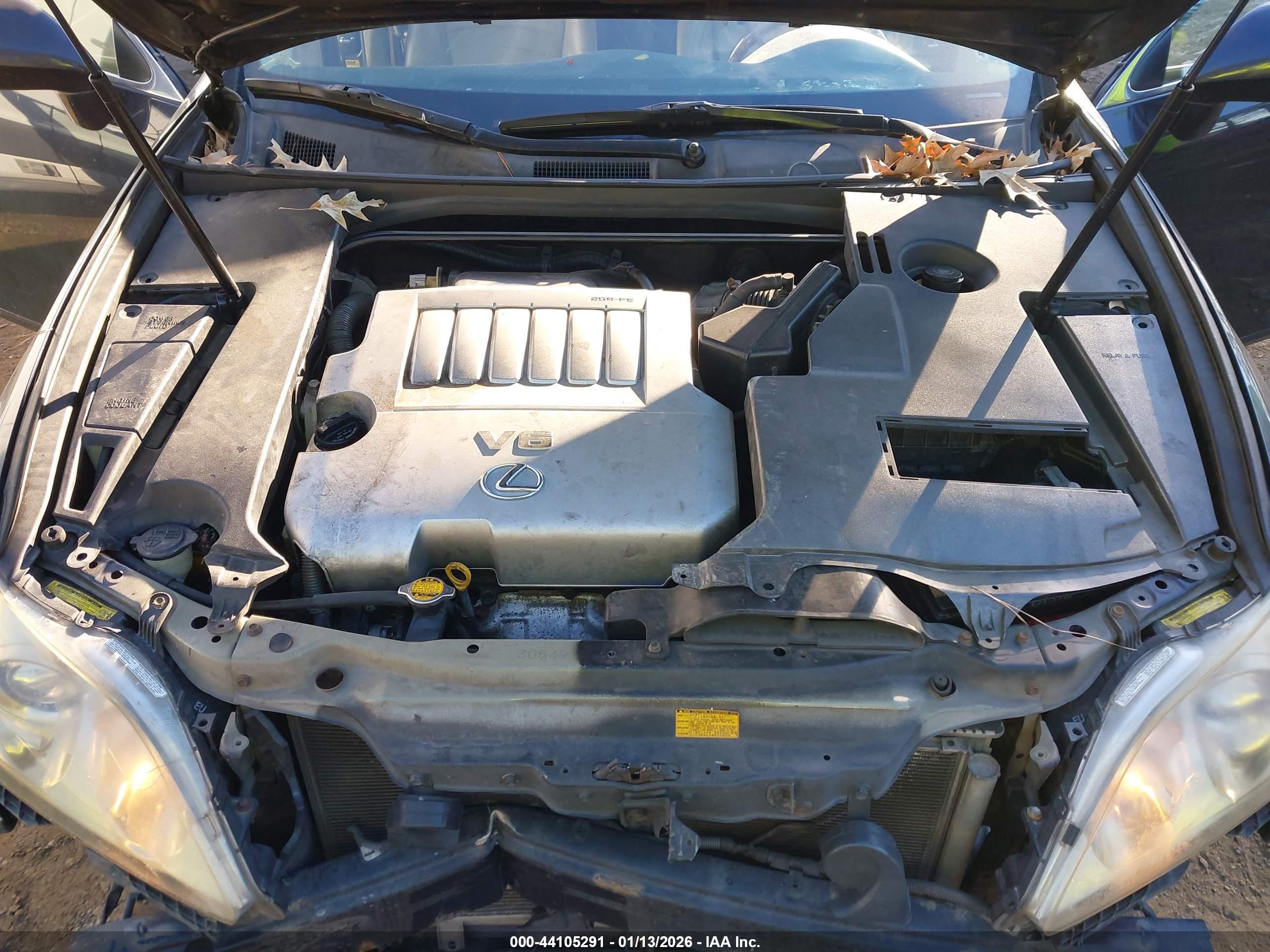 LEXUS ES image 10