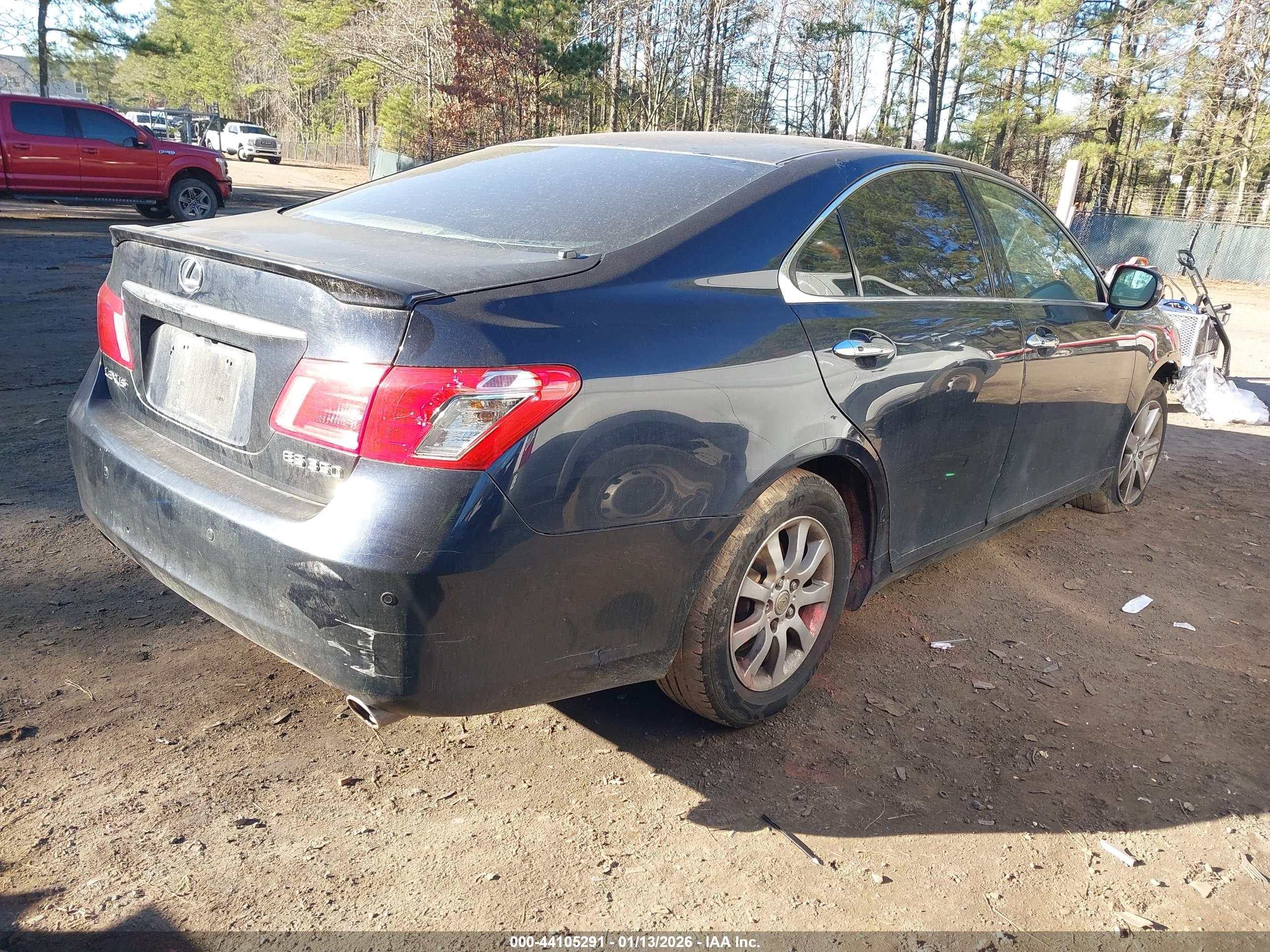 LEXUS ES image 4