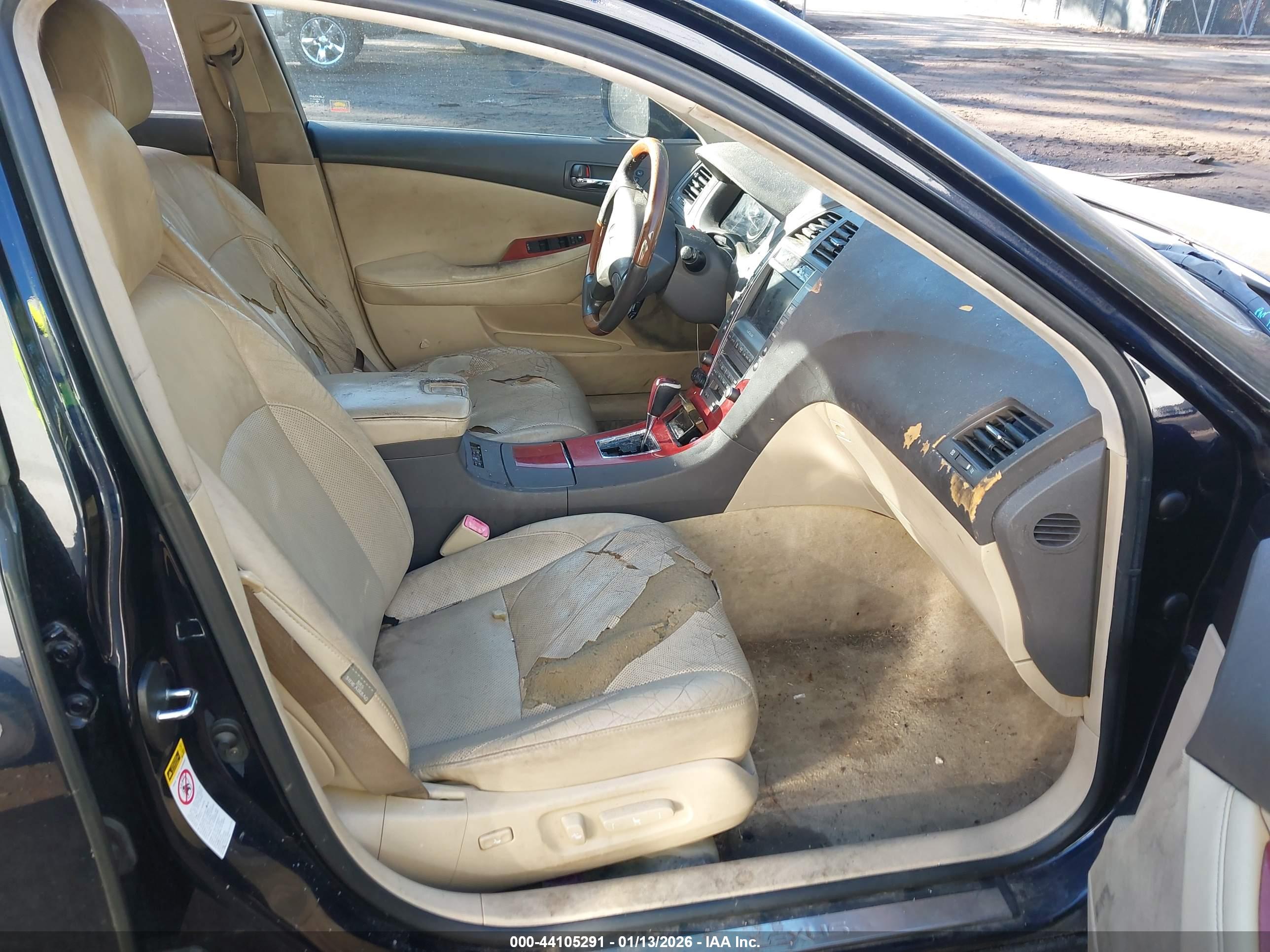 LEXUS ES image 5