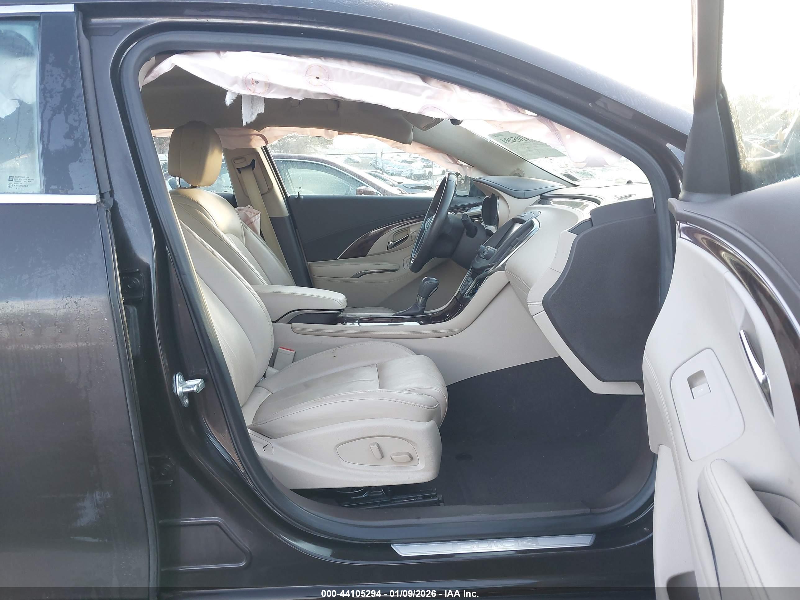 BUICK LACROSSE image 5