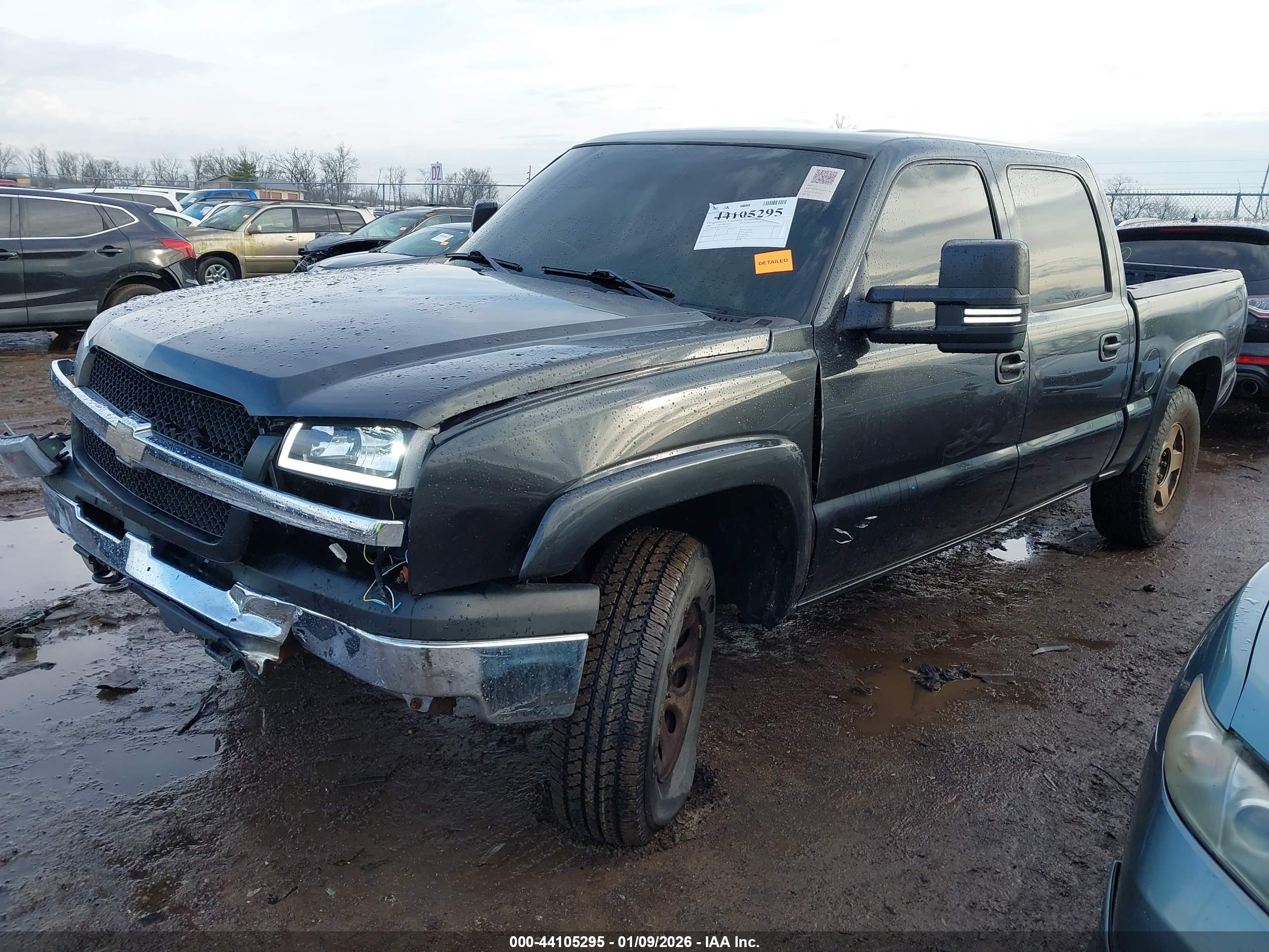 CHEVROLET SILVERADO image 2