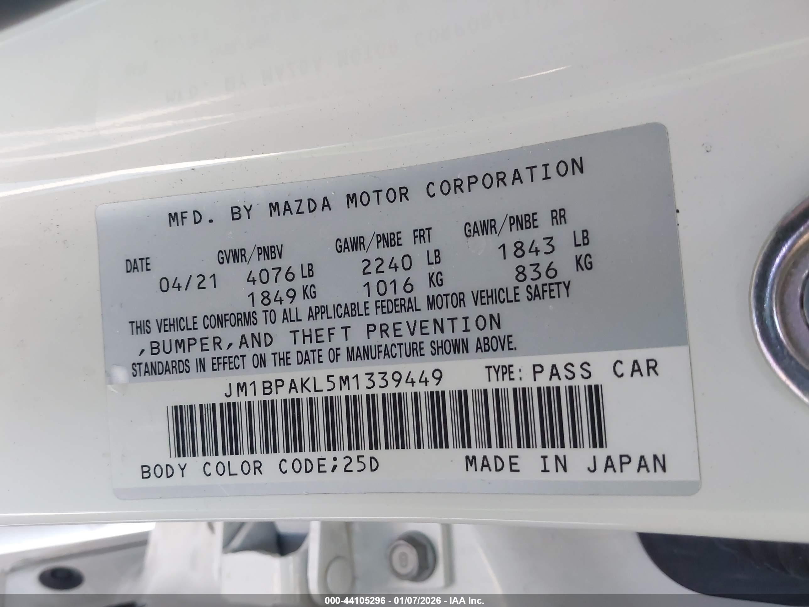 MAZDA MAZDA3 image 9