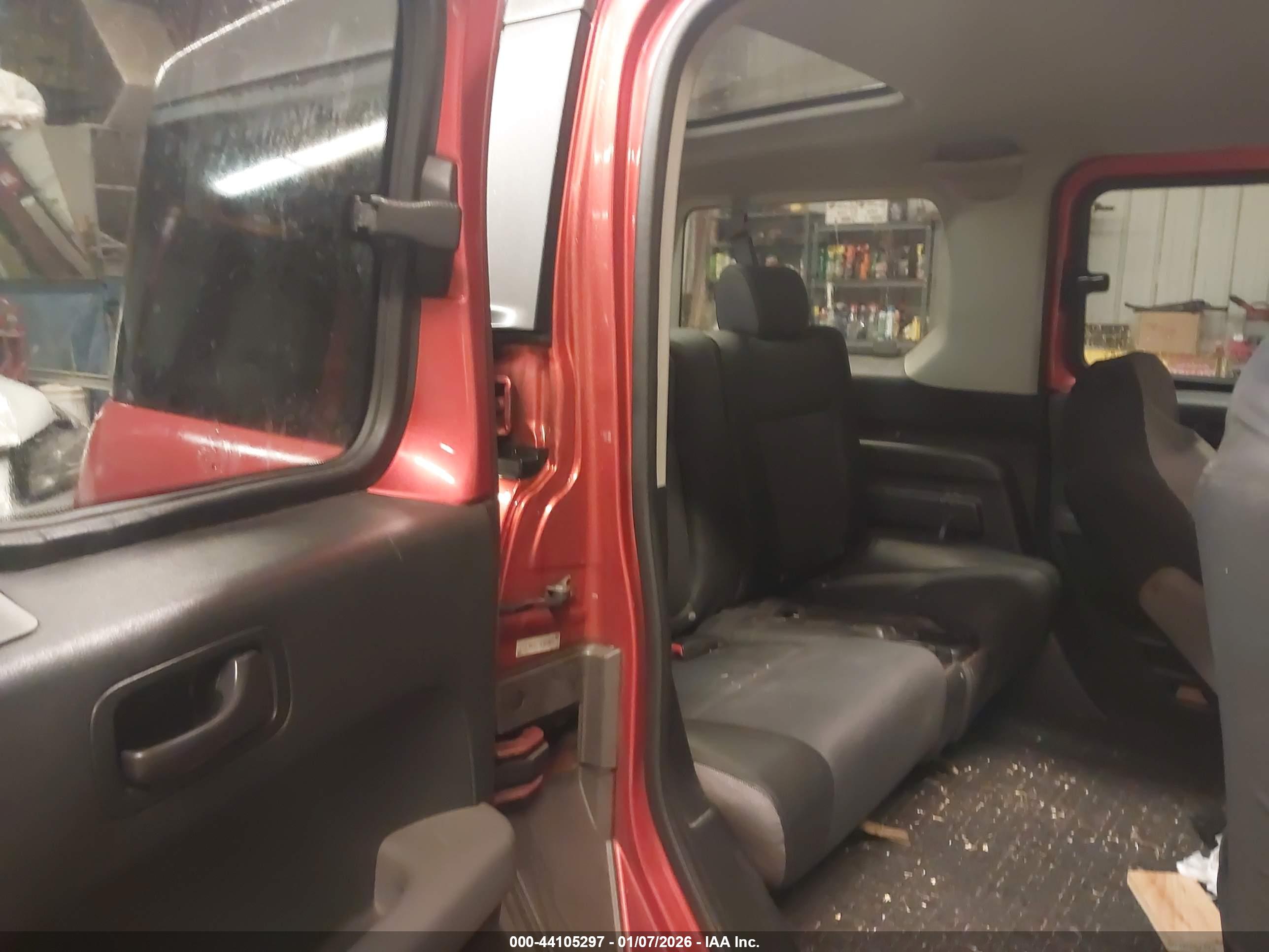 HONDA ELEMENT image 8