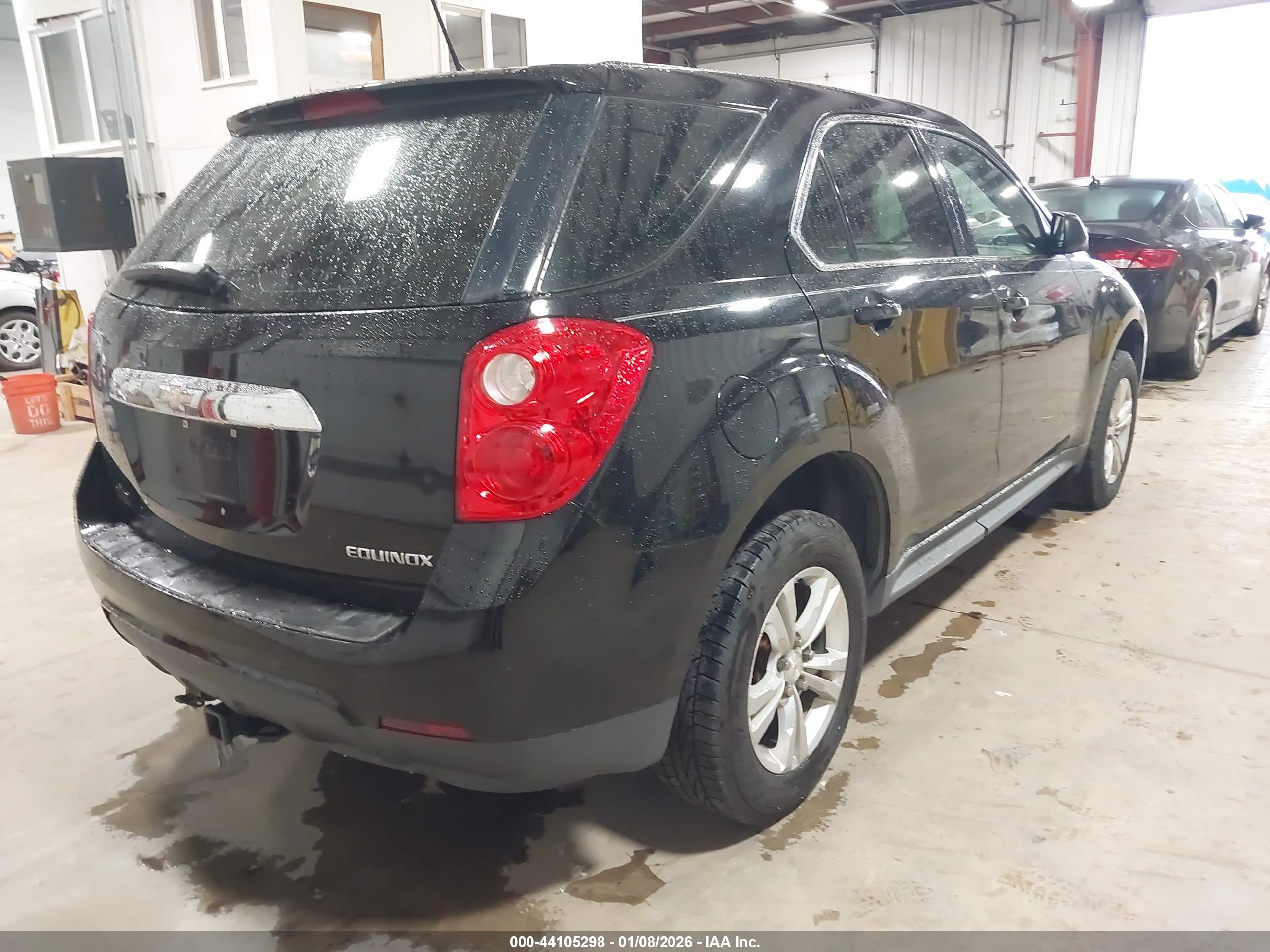 CHEVROLET EQUINOX image 4