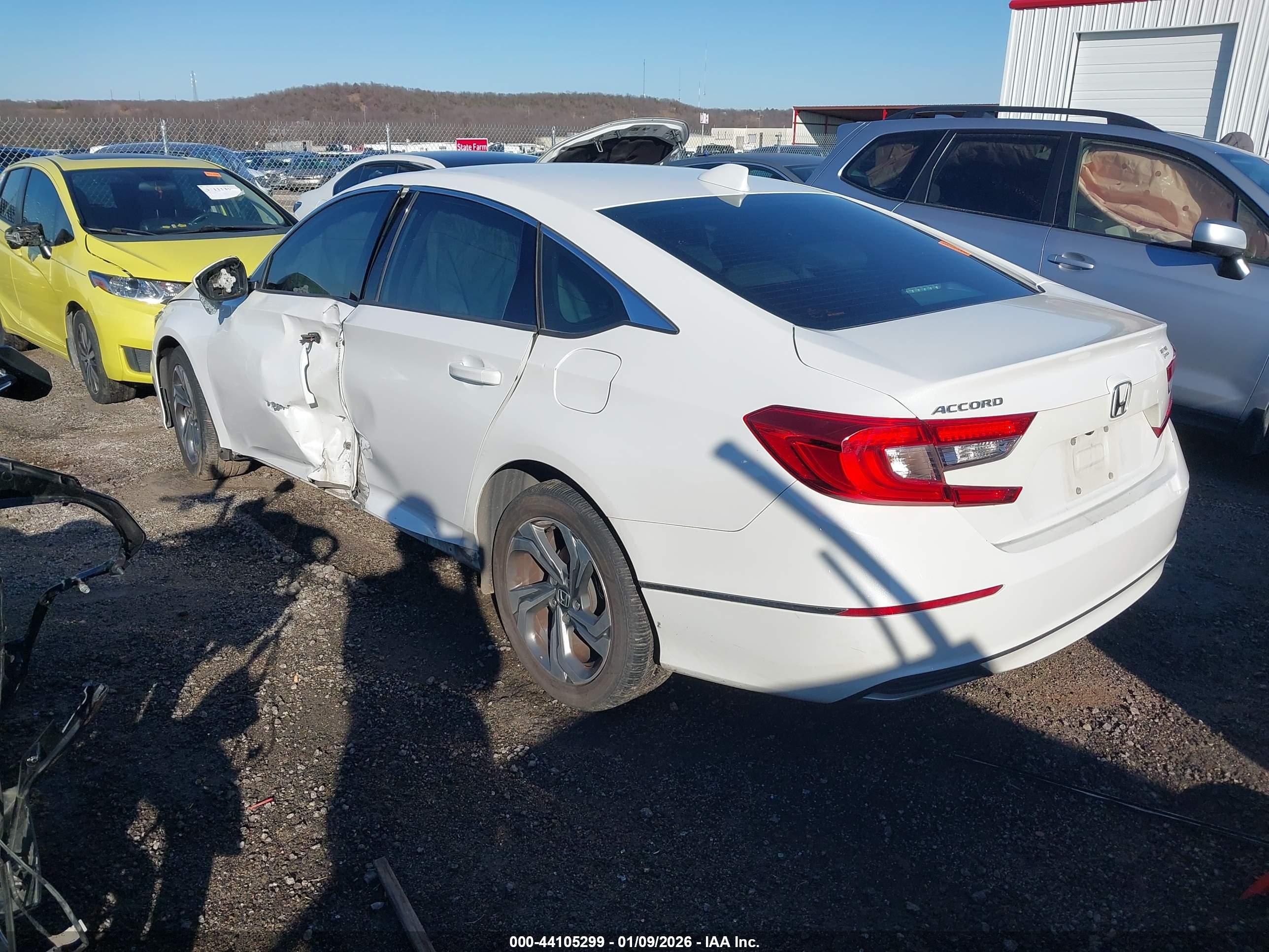 HONDA ACCORD image 3