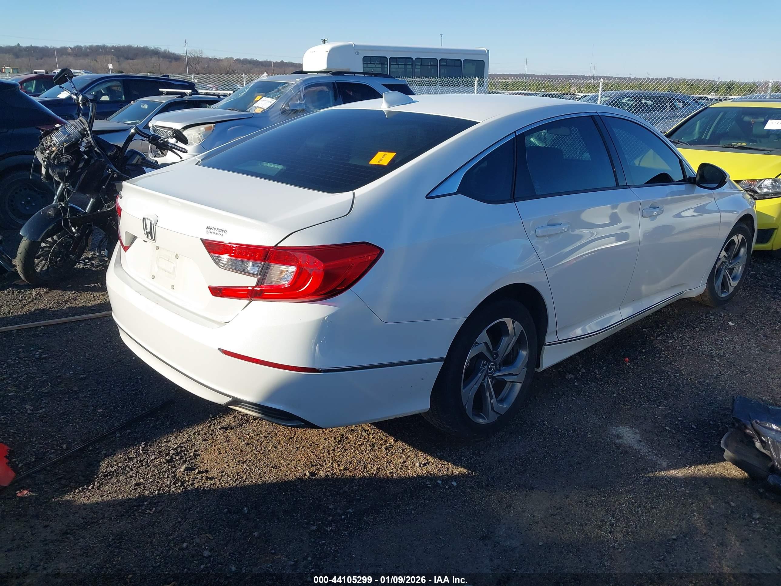 HONDA ACCORD image 4
