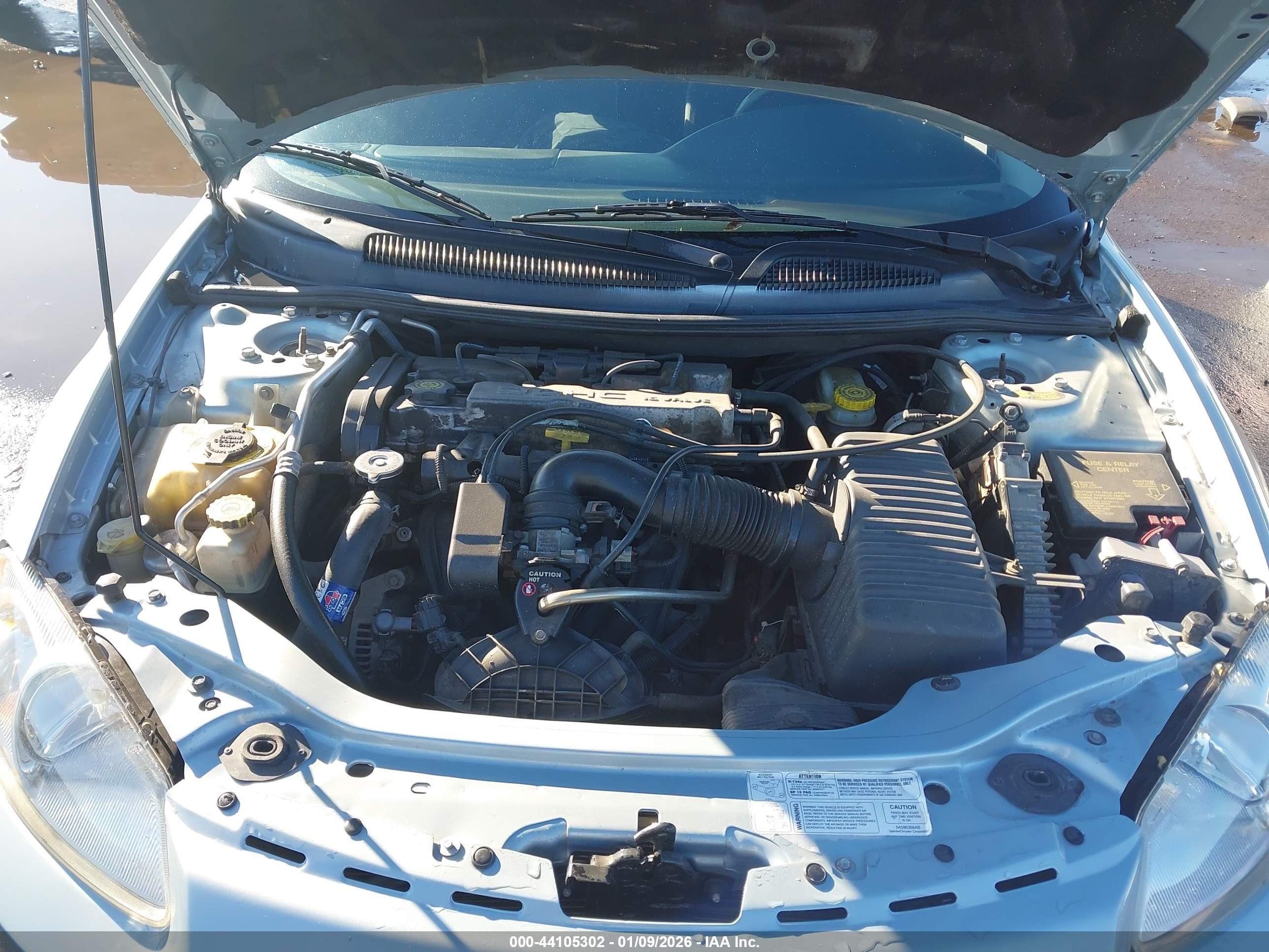 DODGE STRATUS image 10
