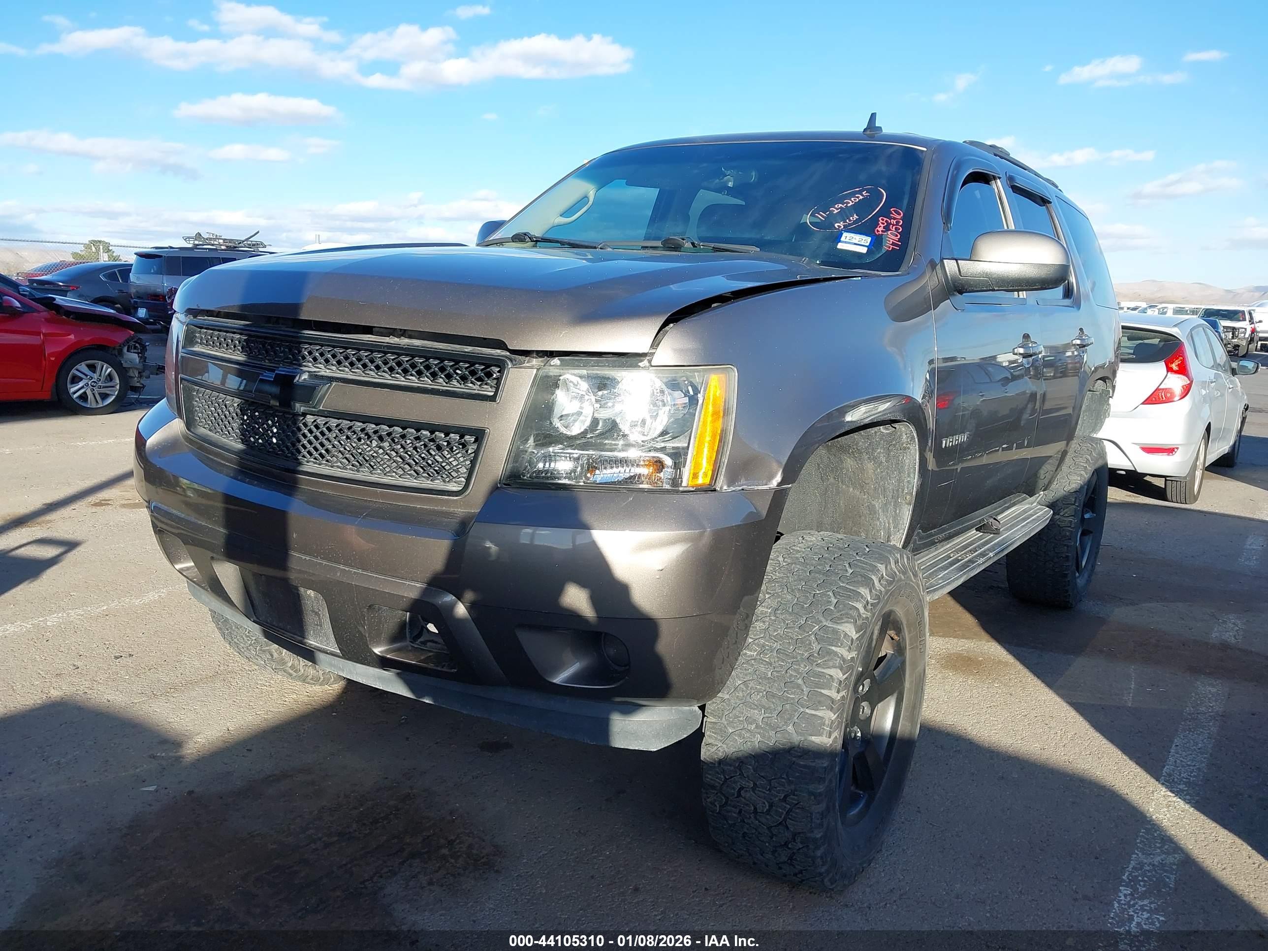 CHEVROLET TAHOE image 2