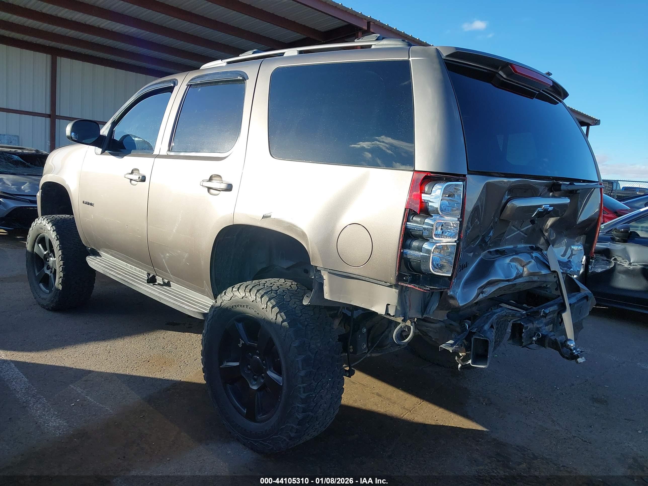 CHEVROLET TAHOE image 3
