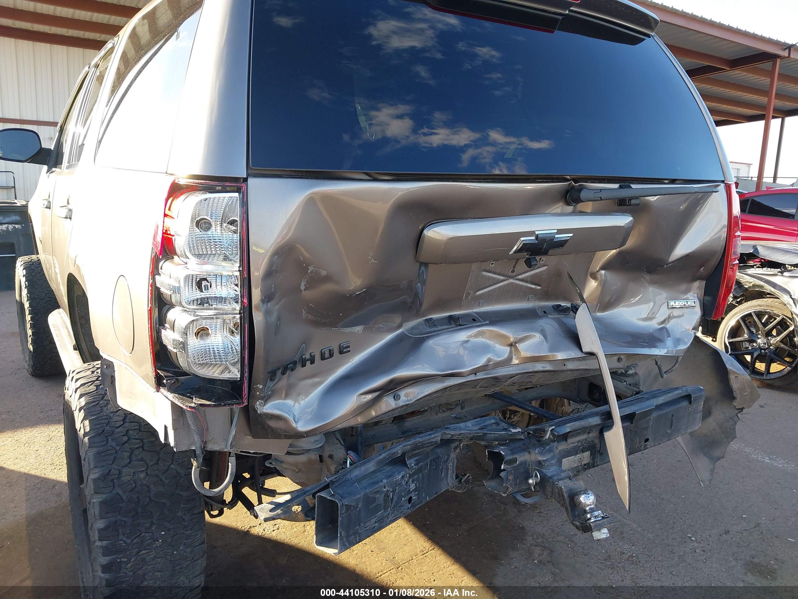 CHEVROLET TAHOE image 6